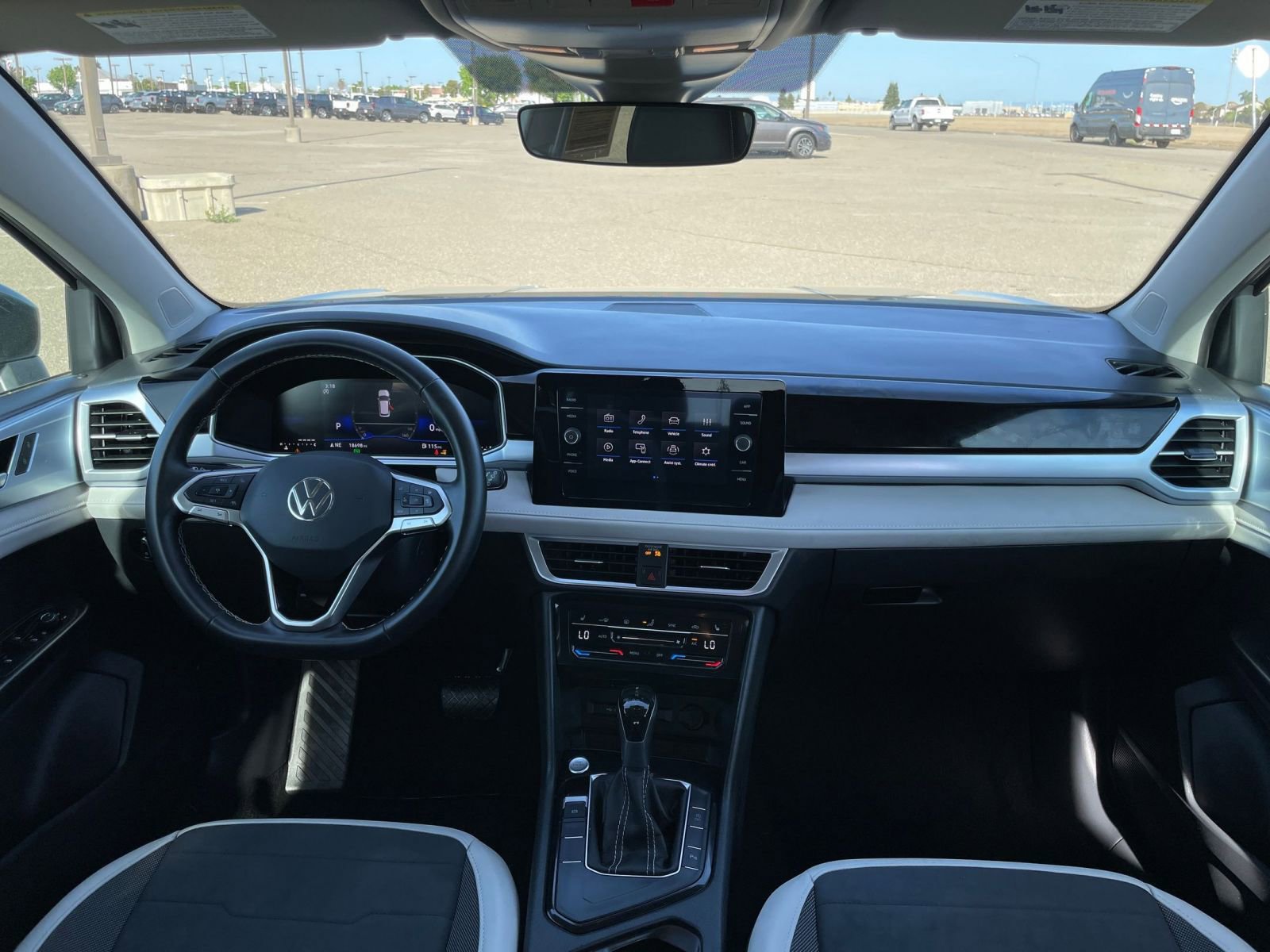 Thumbnail: 2025 Volkswagen Taos - 34