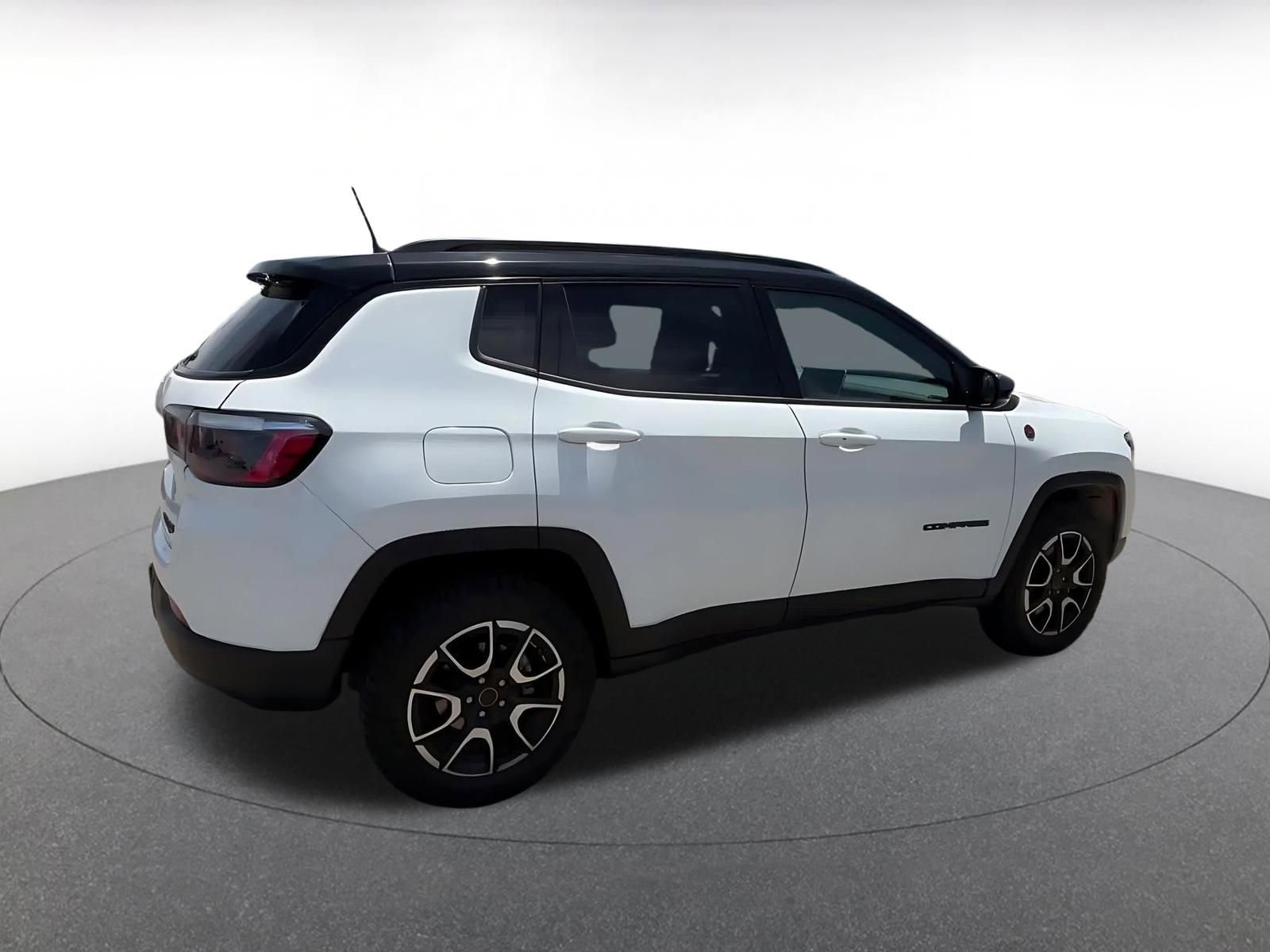 Thumbnail: 2025 Jeep Compass - 14