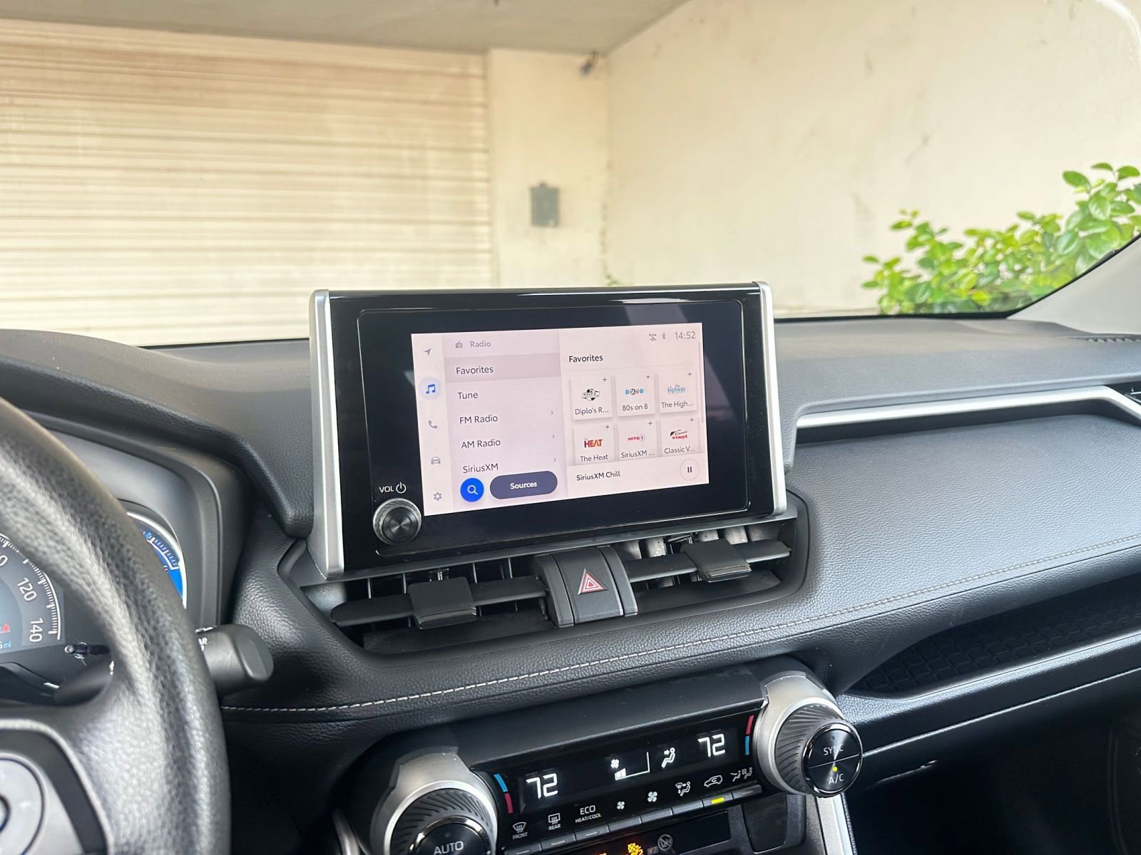 Thumbnail: 2025 Toyota RAV4 - 21