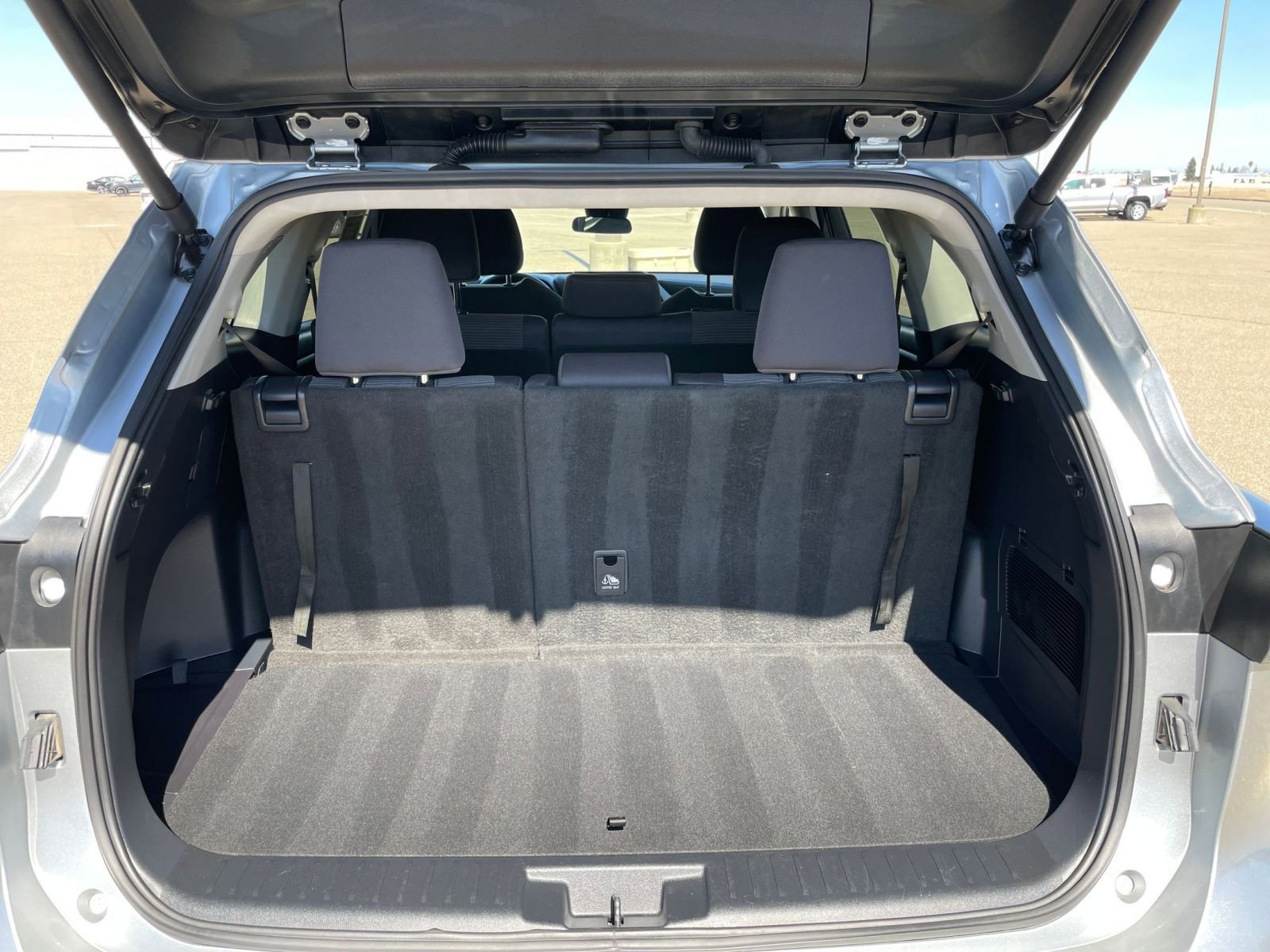 Thumbnail: 2025 Toyota Highlander - 33