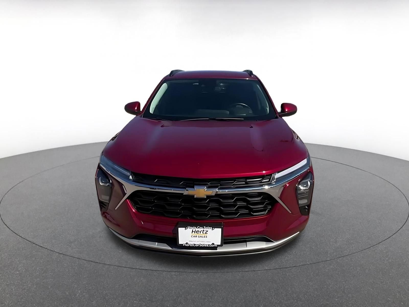 Thumbnail: 2025 Chevrolet Trax - 4