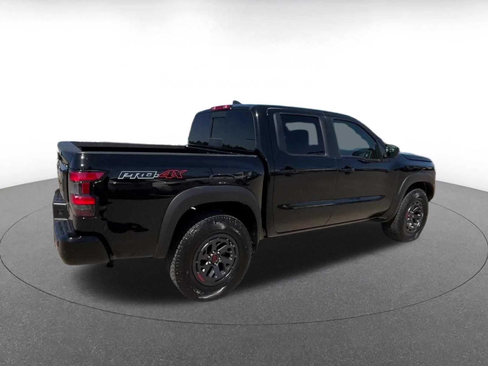 Thumbnail: 2026 Nissan Frontier - 13
