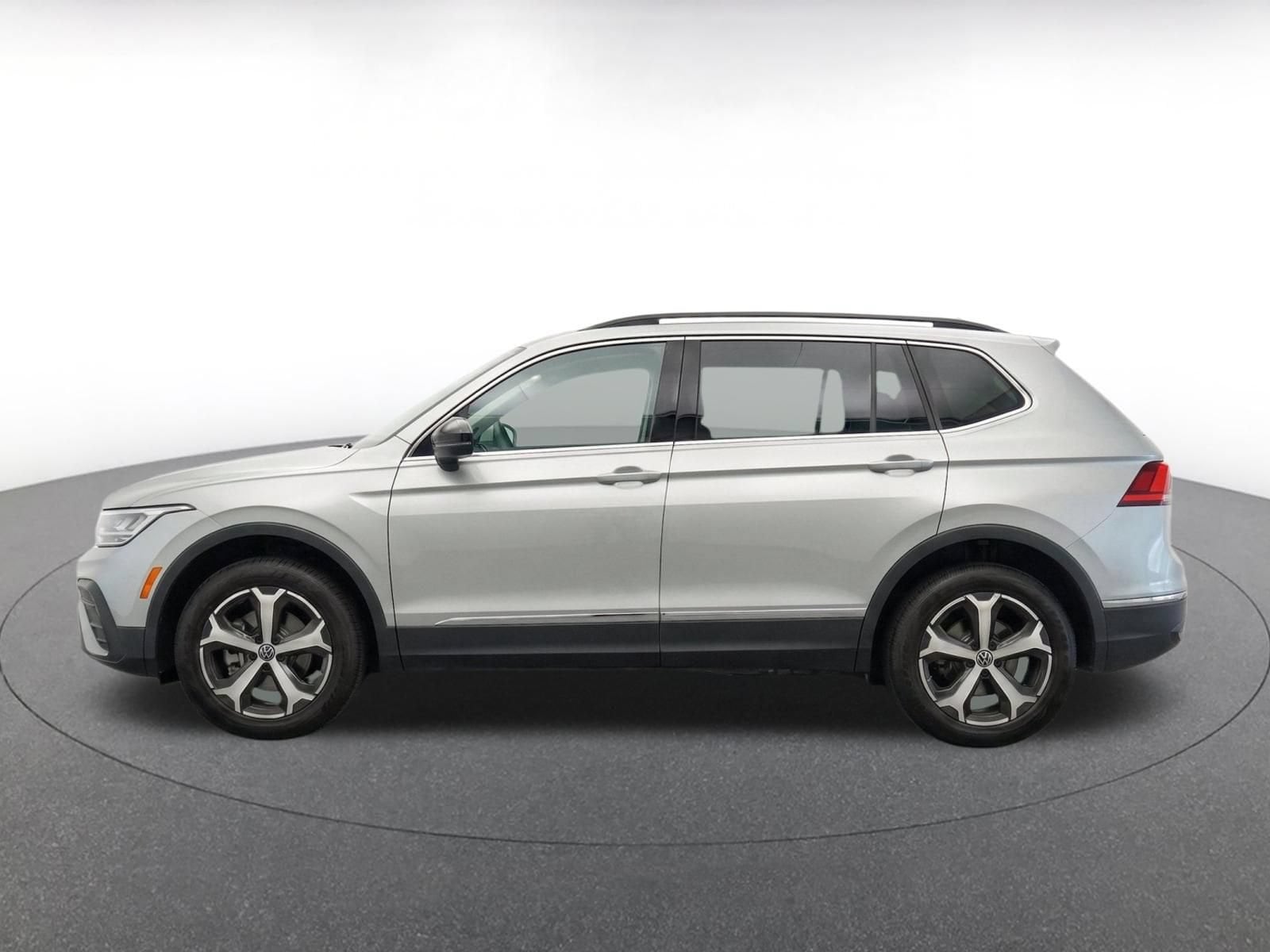Thumbnail: 2026 Volkswagen Tiguan - 4