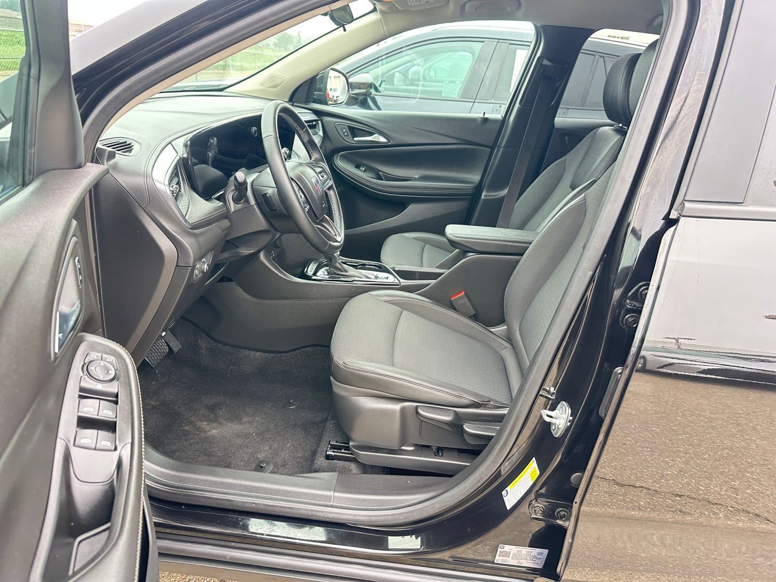 Thumbnail: 2025 Buick Encore GX - 27