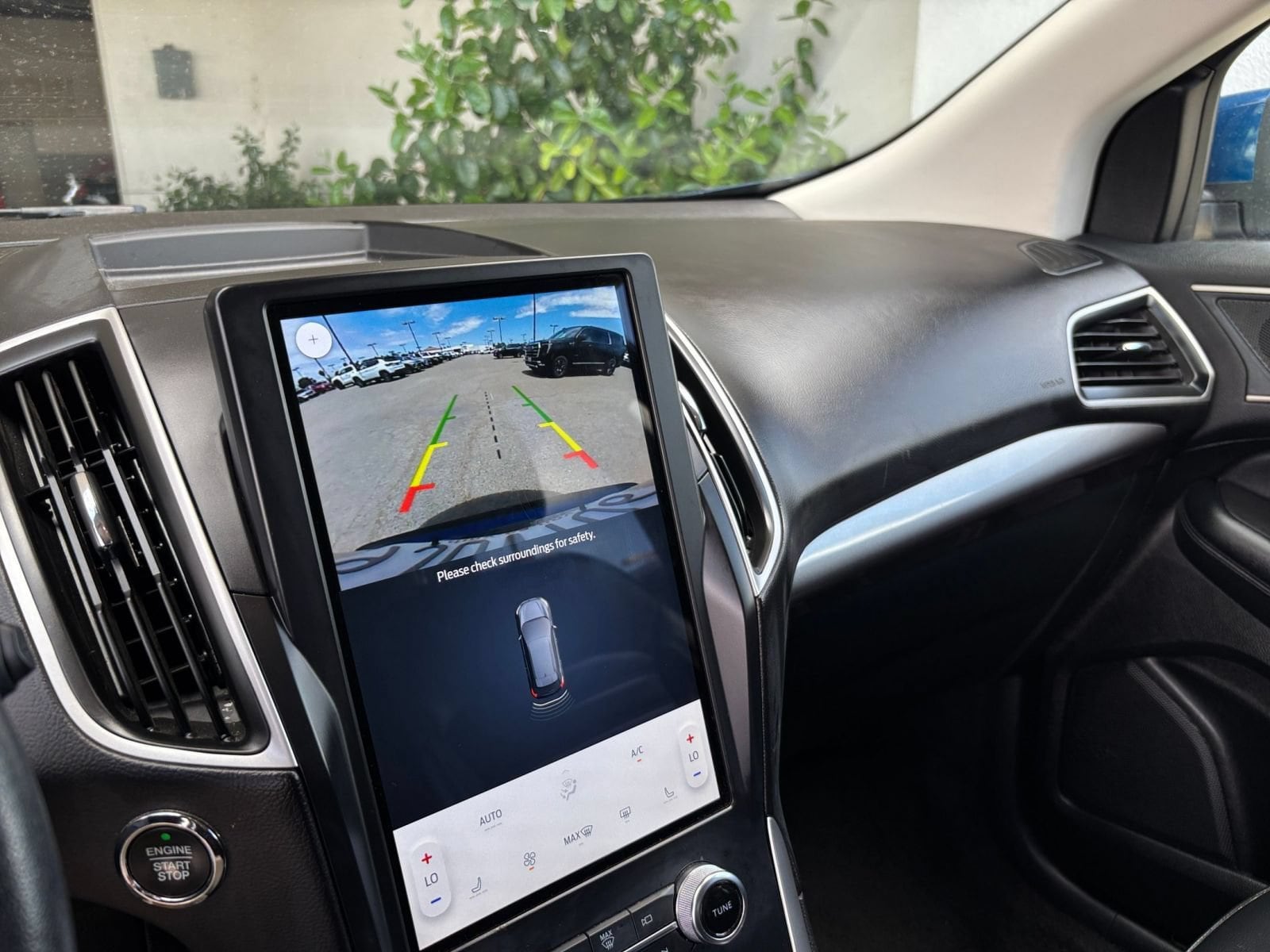 Thumbnail: 2024 Ford Edge - 25