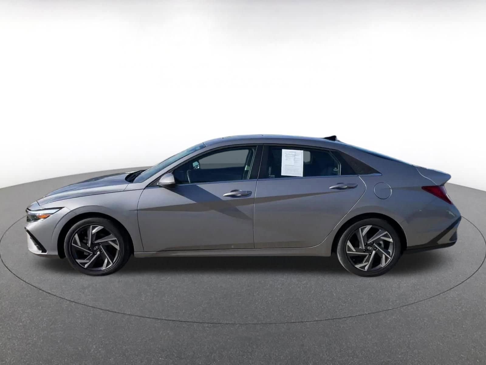 Thumbnail: 2025 Hyundai Elantra - 9