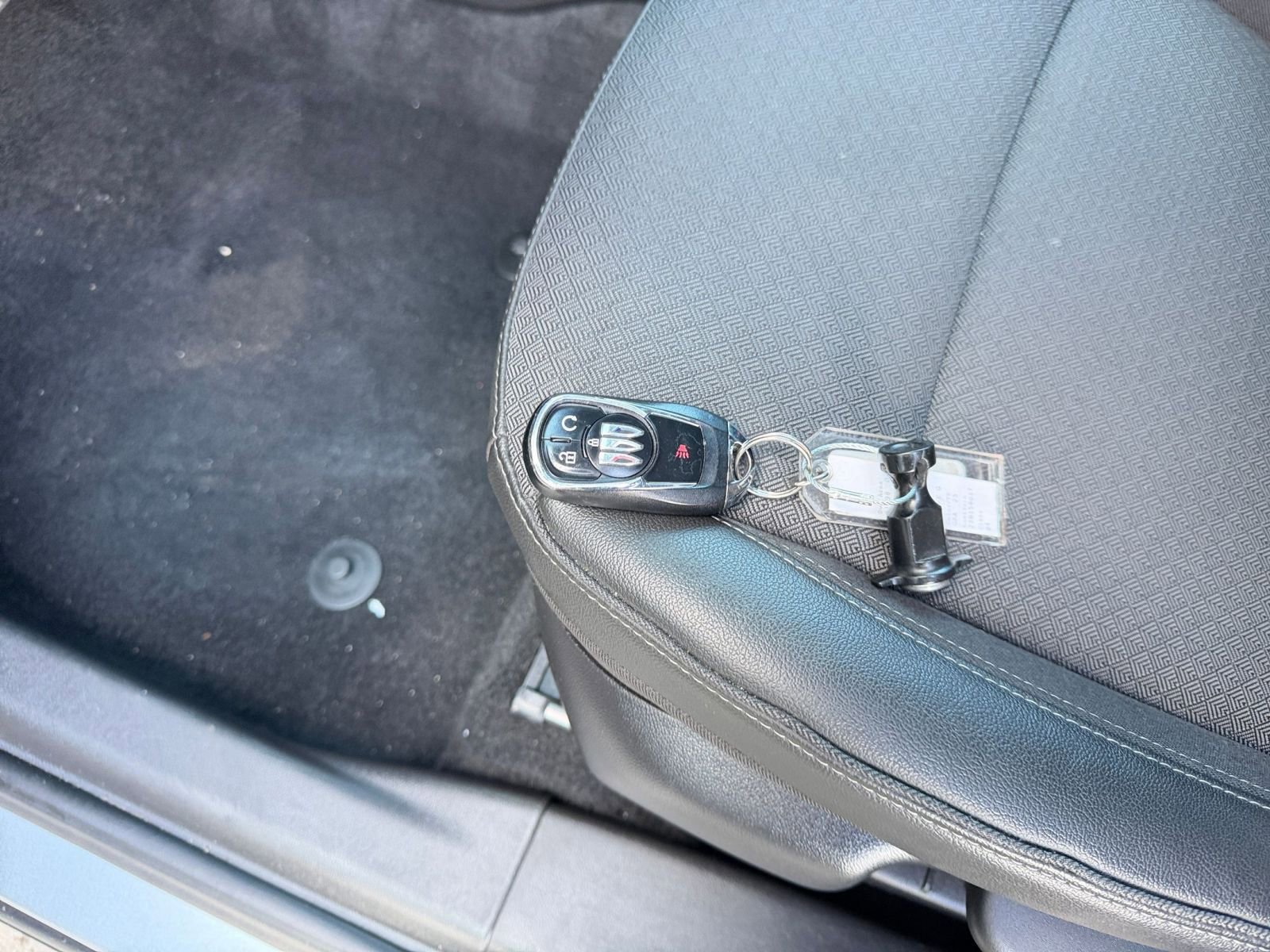 Thumbnail: 2025 Buick Encore GX - 21