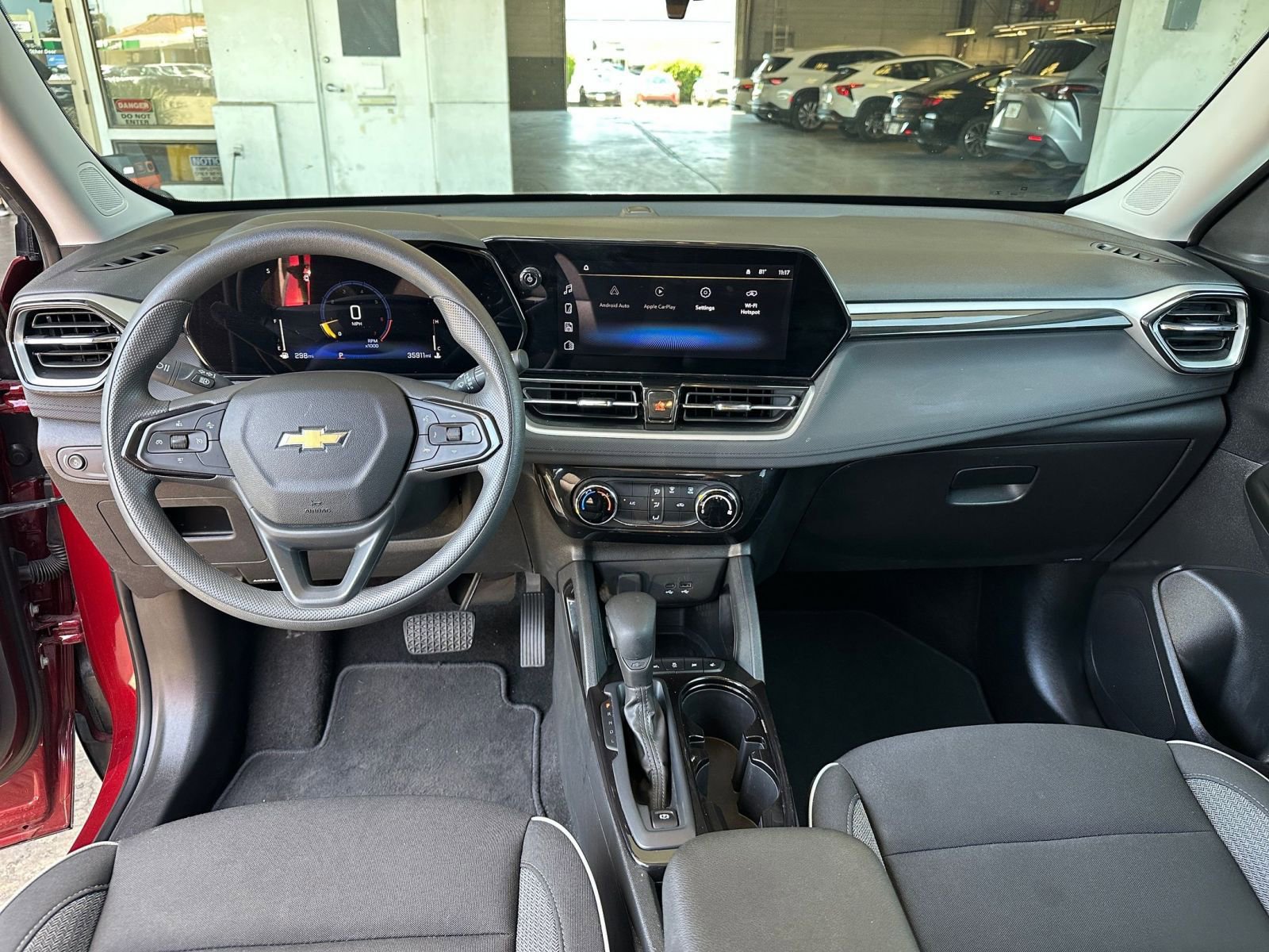Thumbnail: 2025 Chevrolet TrailBlazer - 32