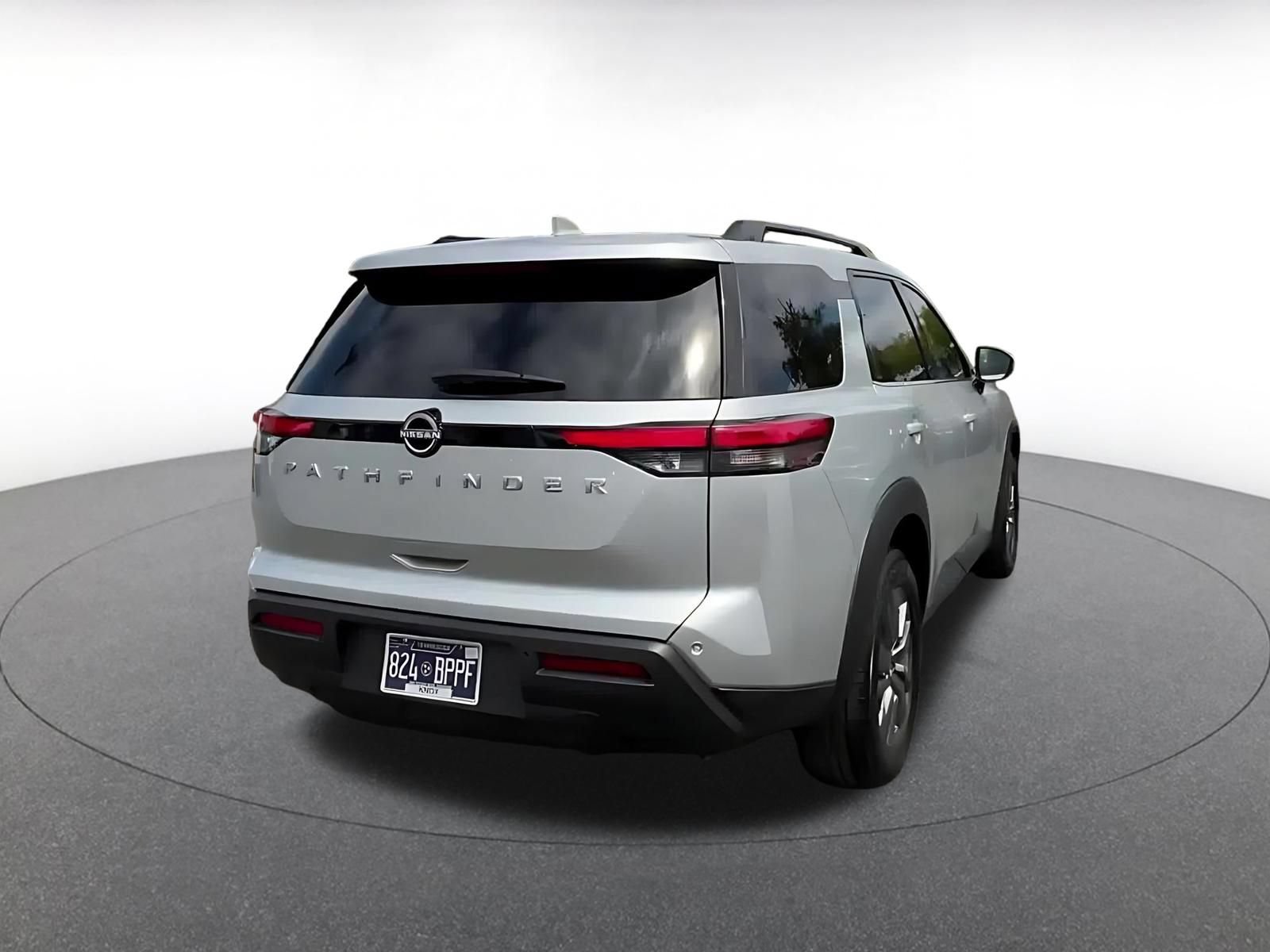 Thumbnail: 2025 Nissan Pathfinder - 11