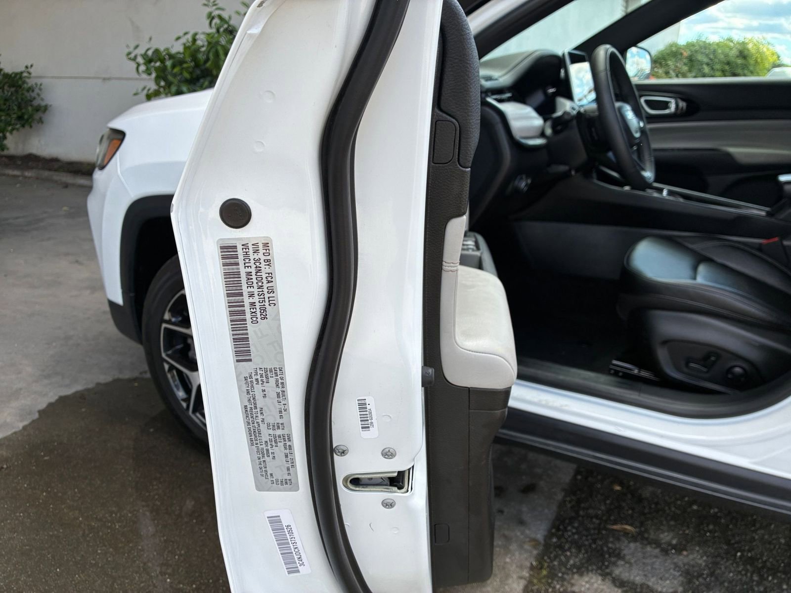 Thumbnail: 2025 Jeep Compass - 30