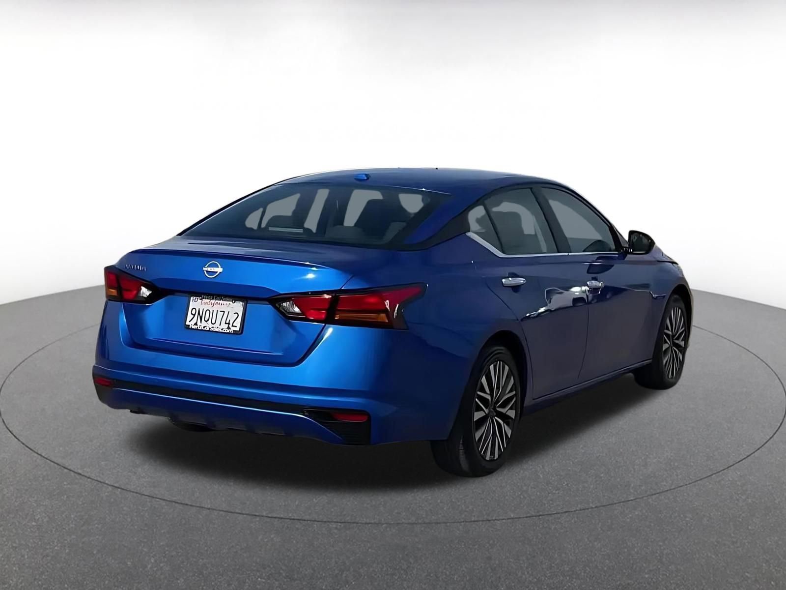 Thumbnail: 2025 Nissan Altima - 14