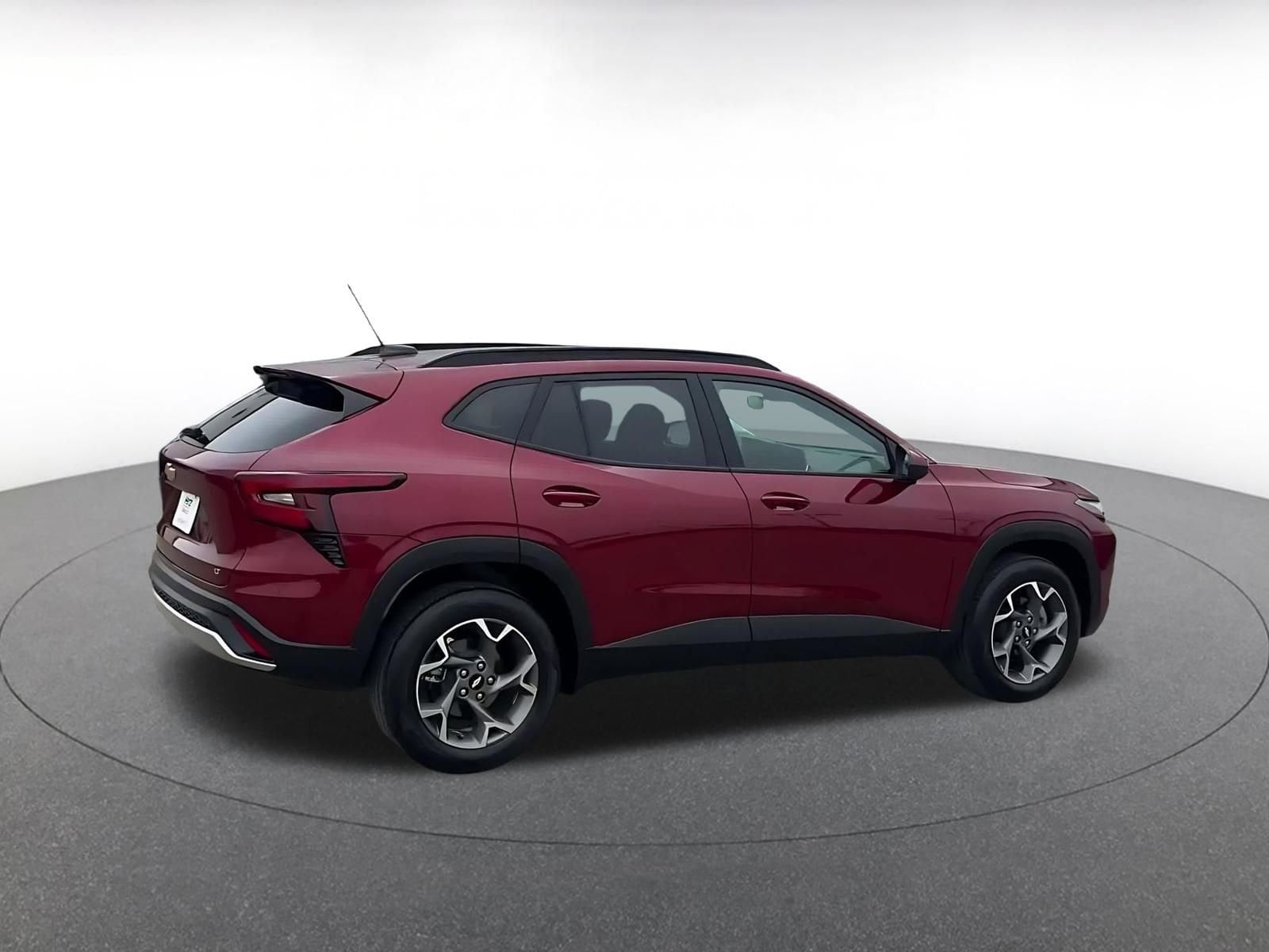 Thumbnail: 2025 Chevrolet Trax - 16