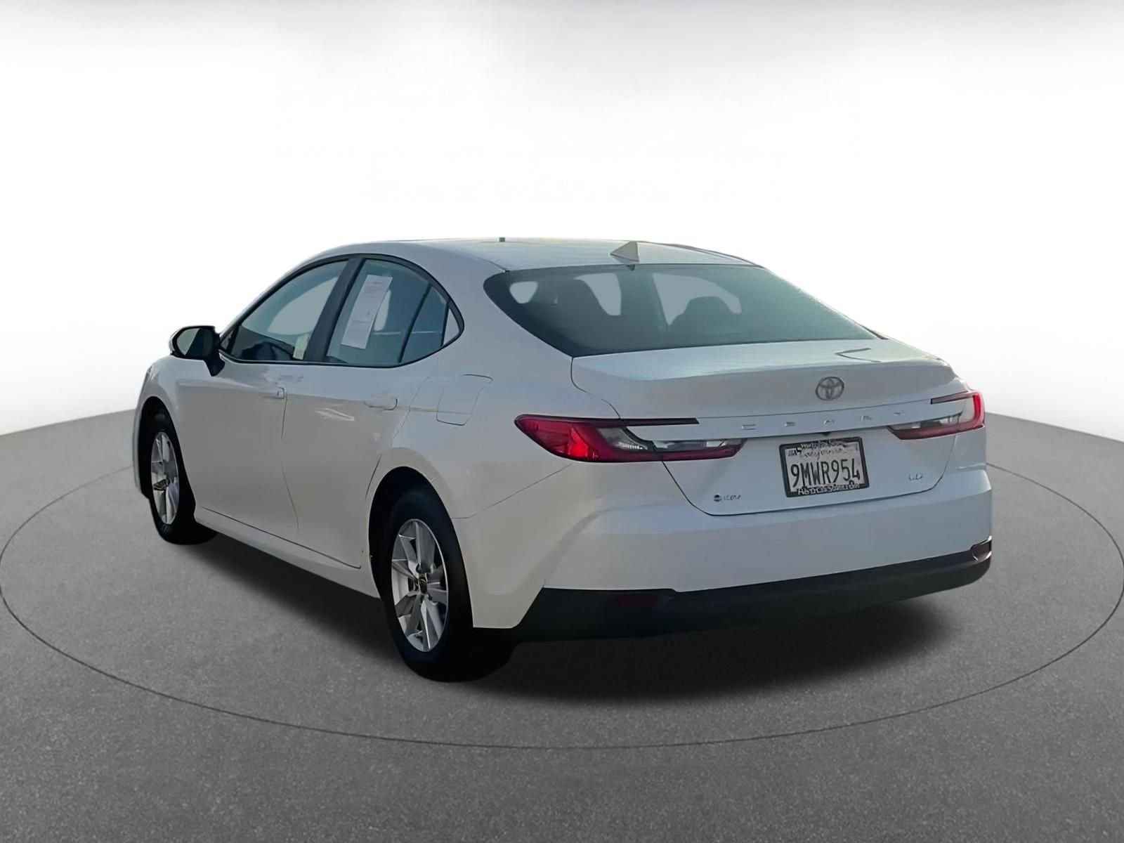 Thumbnail: 2025 Toyota Camry - 11