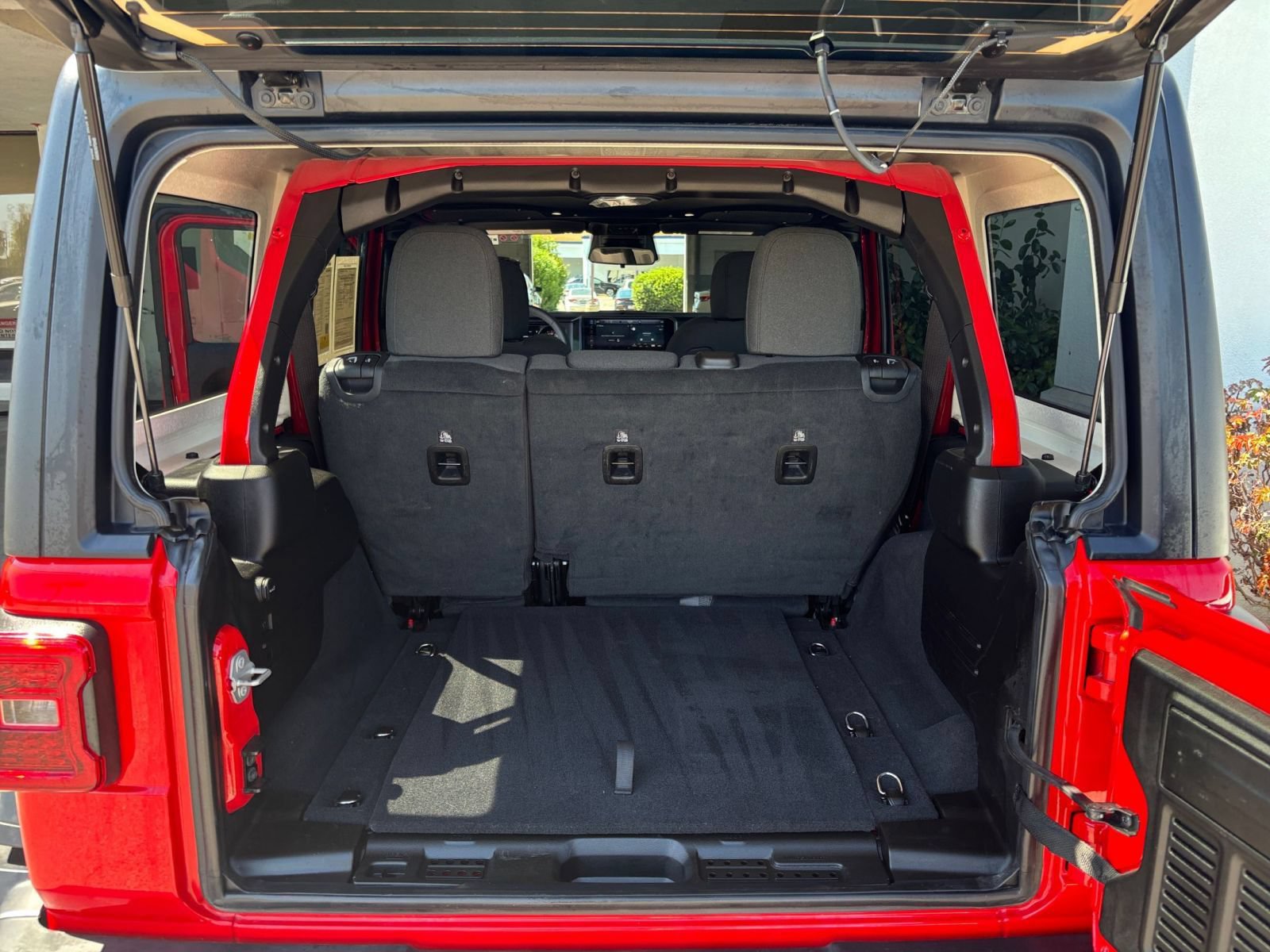 Thumbnail: 2025 Jeep Wrangler - 30