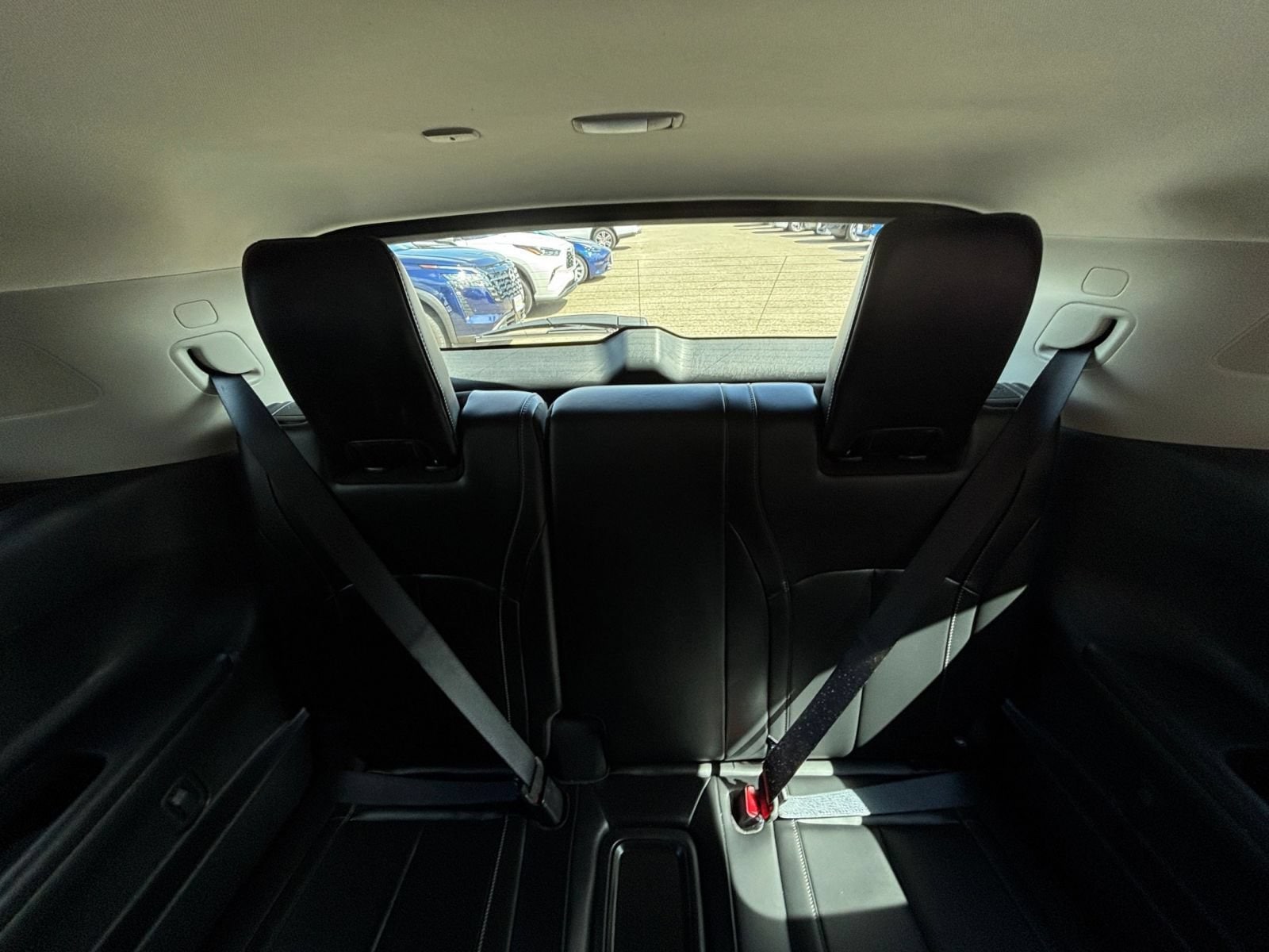 Thumbnail: 2026 INFINITI QX60 - 33