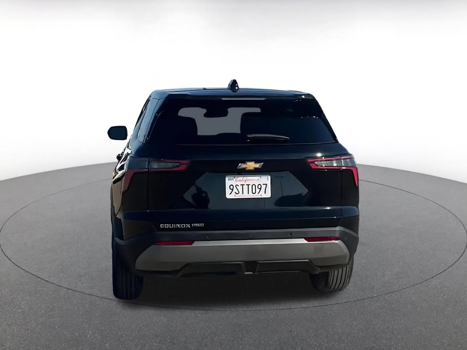 Thumbnail: 2025 Chevrolet Equinox - 10