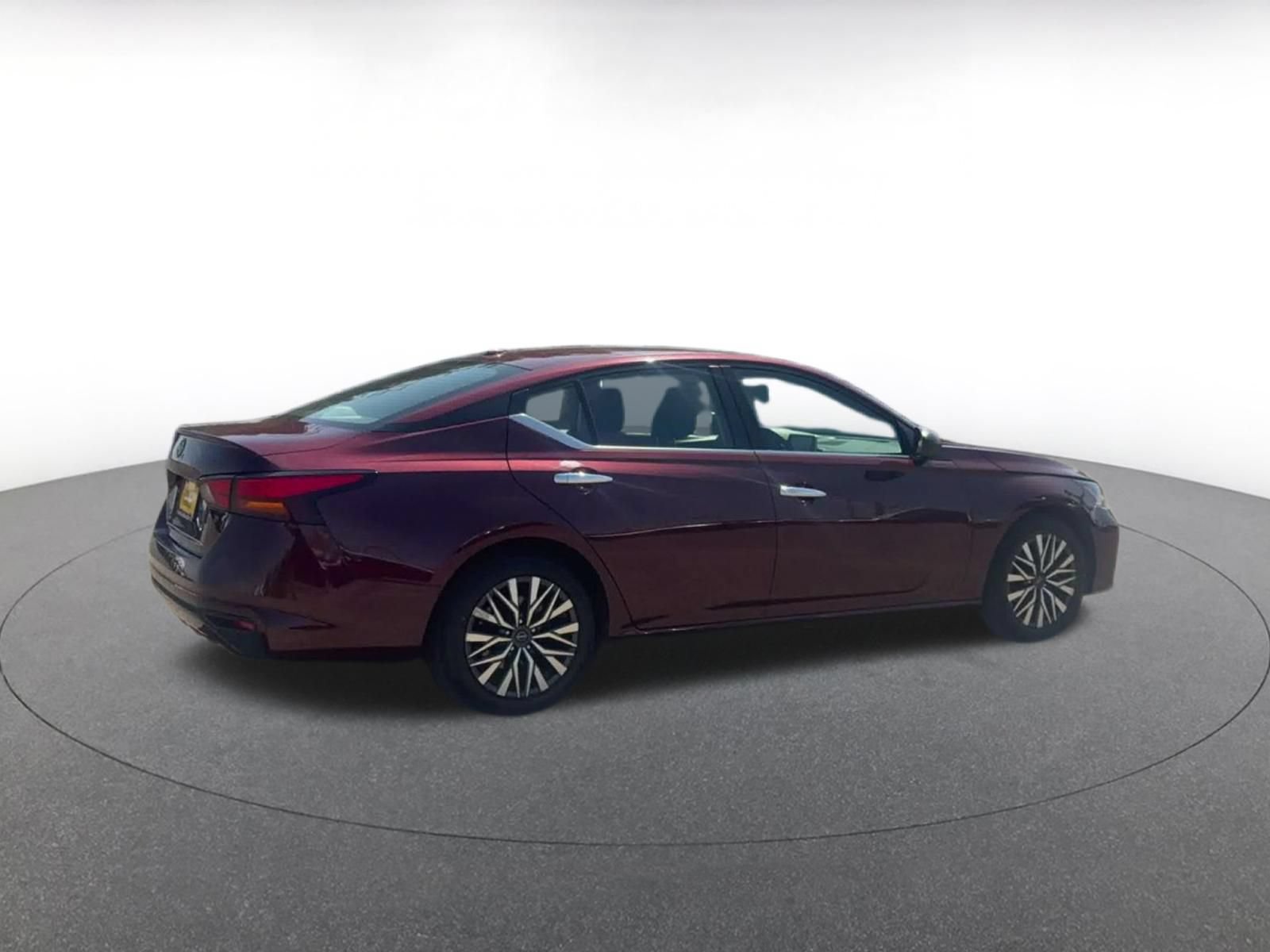 Thumbnail: 2025 Nissan Altima - 15