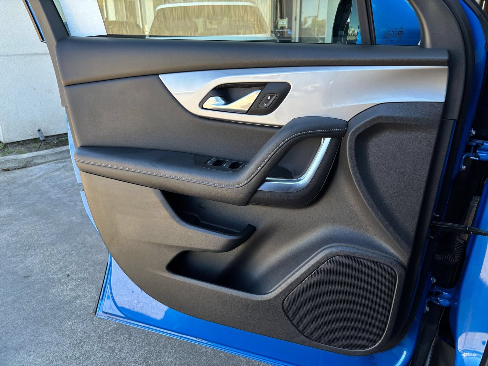 Thumbnail: 2025 Chevrolet Blazer - 18
