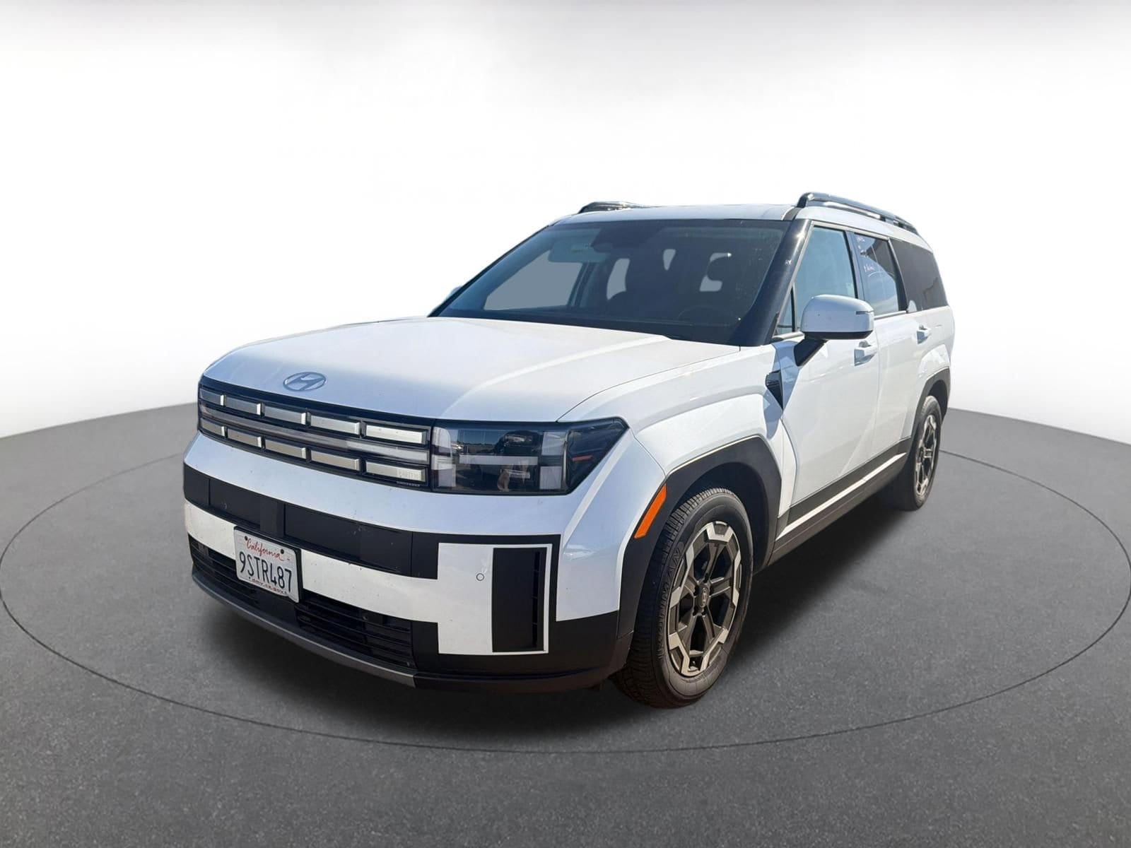 Thumbnail: 2025 Hyundai Santa Fe - 3