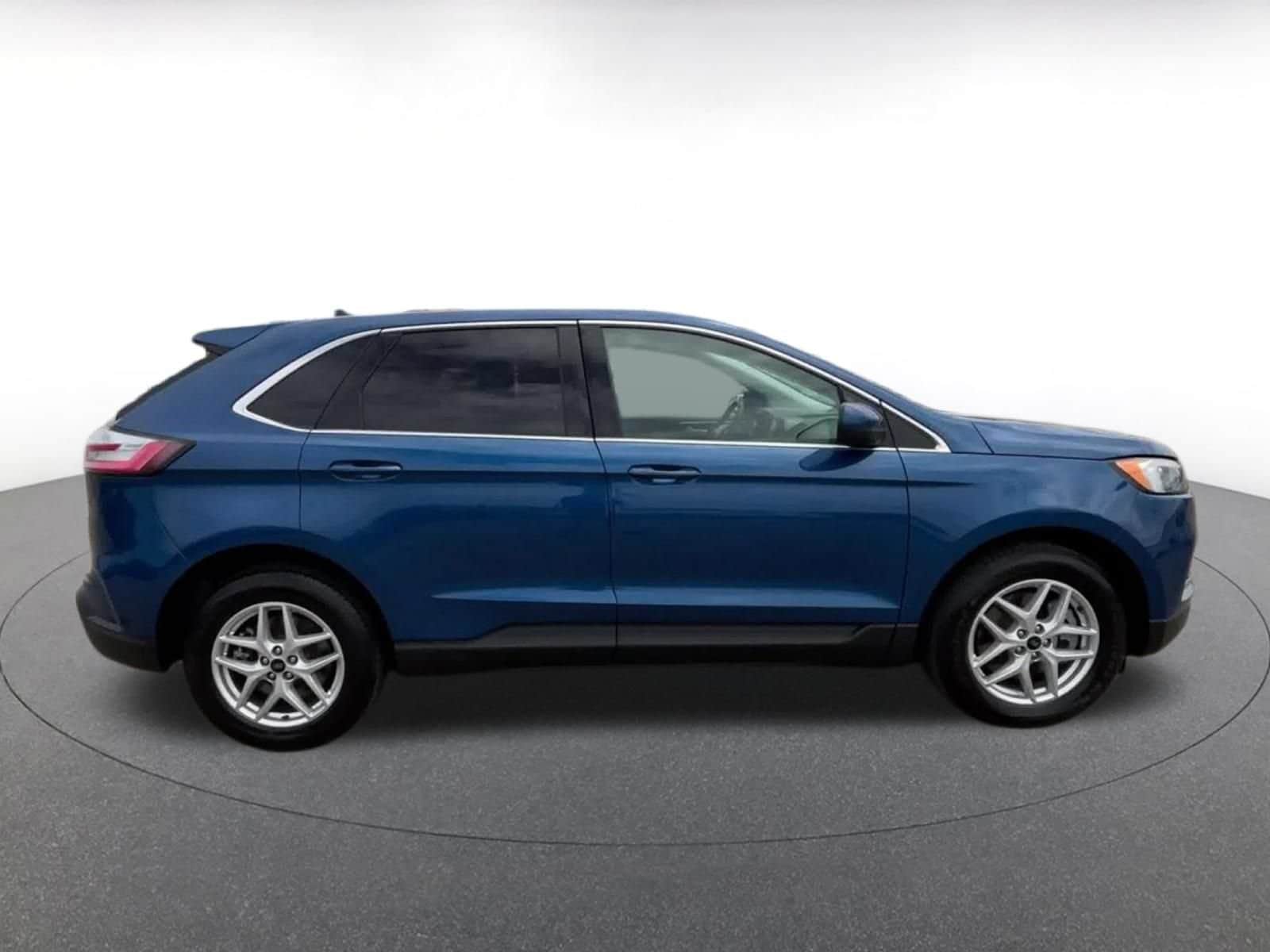 Thumbnail: 2024 Ford Edge - 16