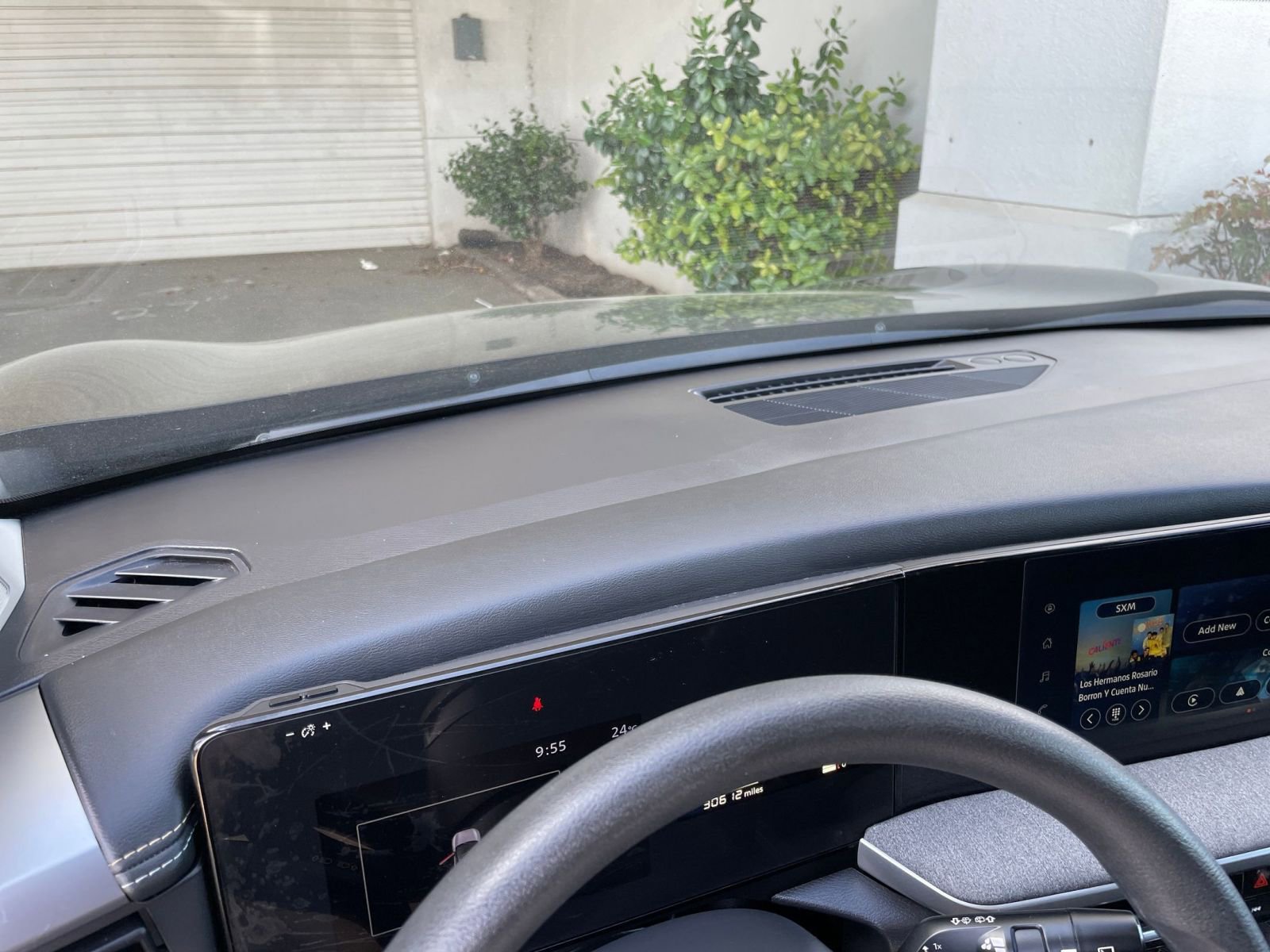 Thumbnail: 2025 Nissan Kicks - 32