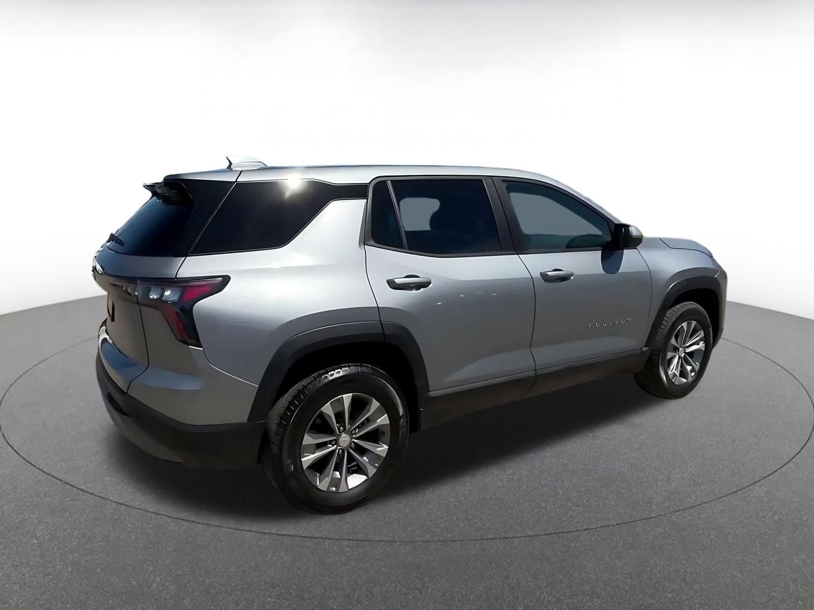 Thumbnail: 2025 Chevrolet Equinox - 15