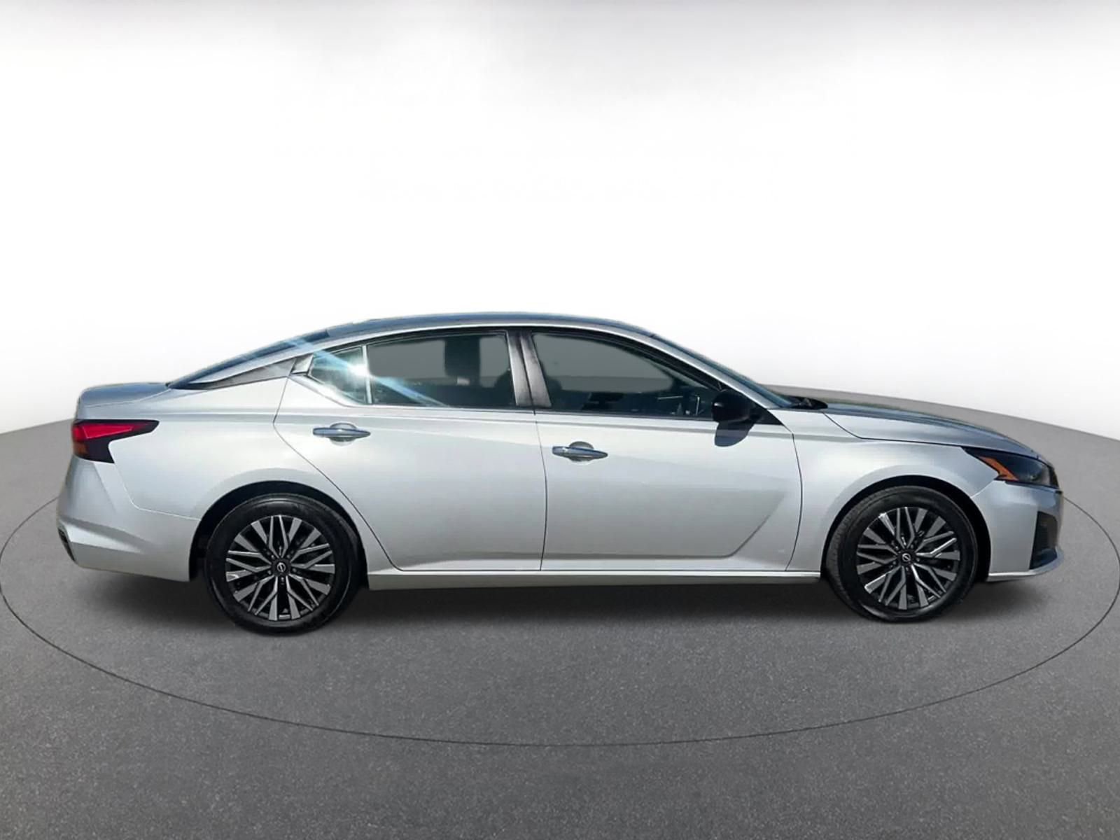 Thumbnail: 2024 Nissan Altima - 16