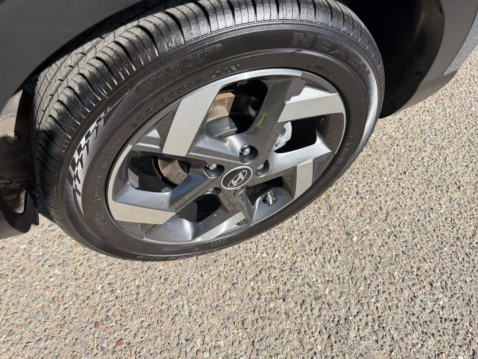 Thumbnail: 2025 Hyundai Venue - 32