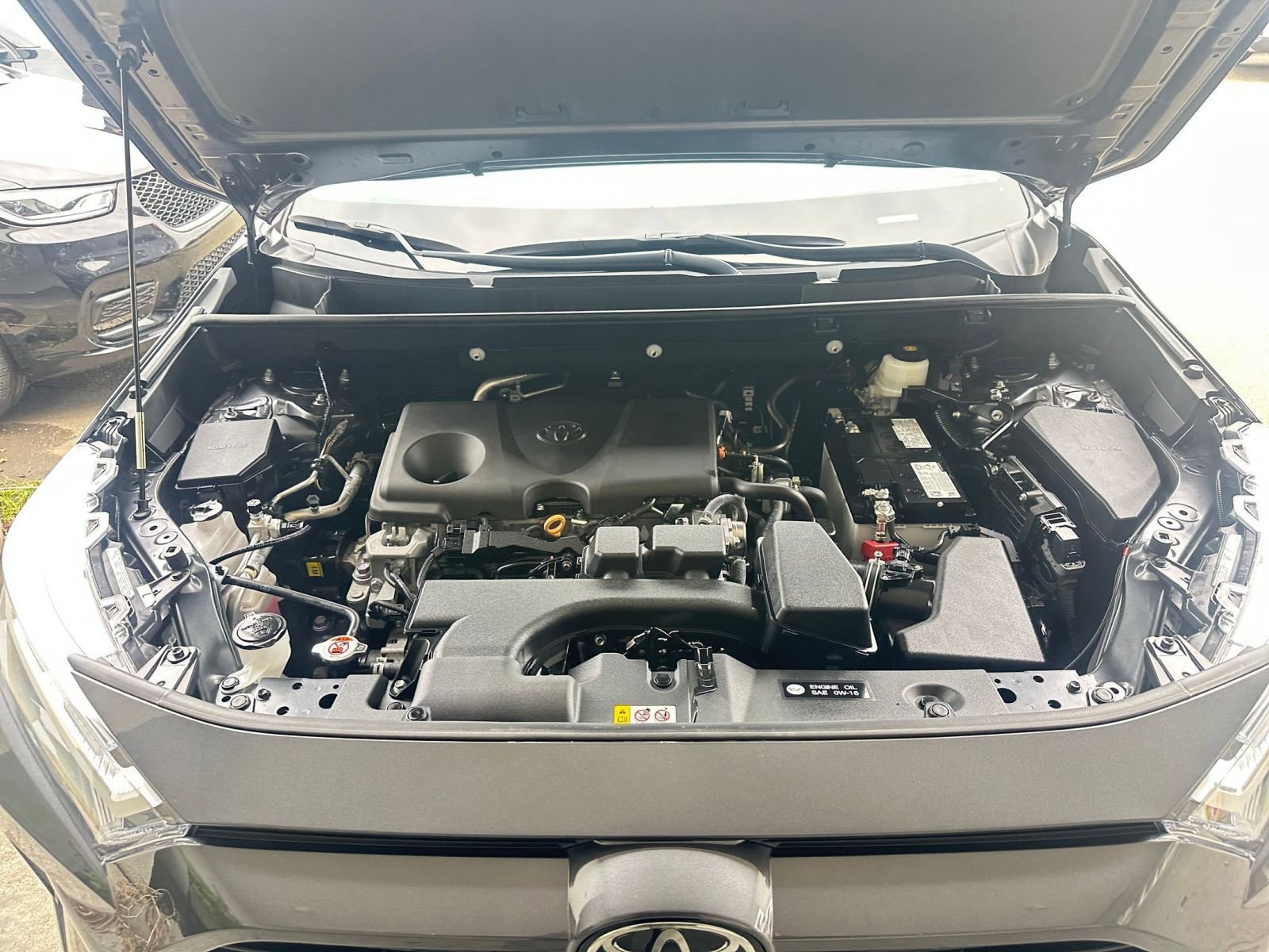 Thumbnail: 2025 Toyota RAV4 - 32