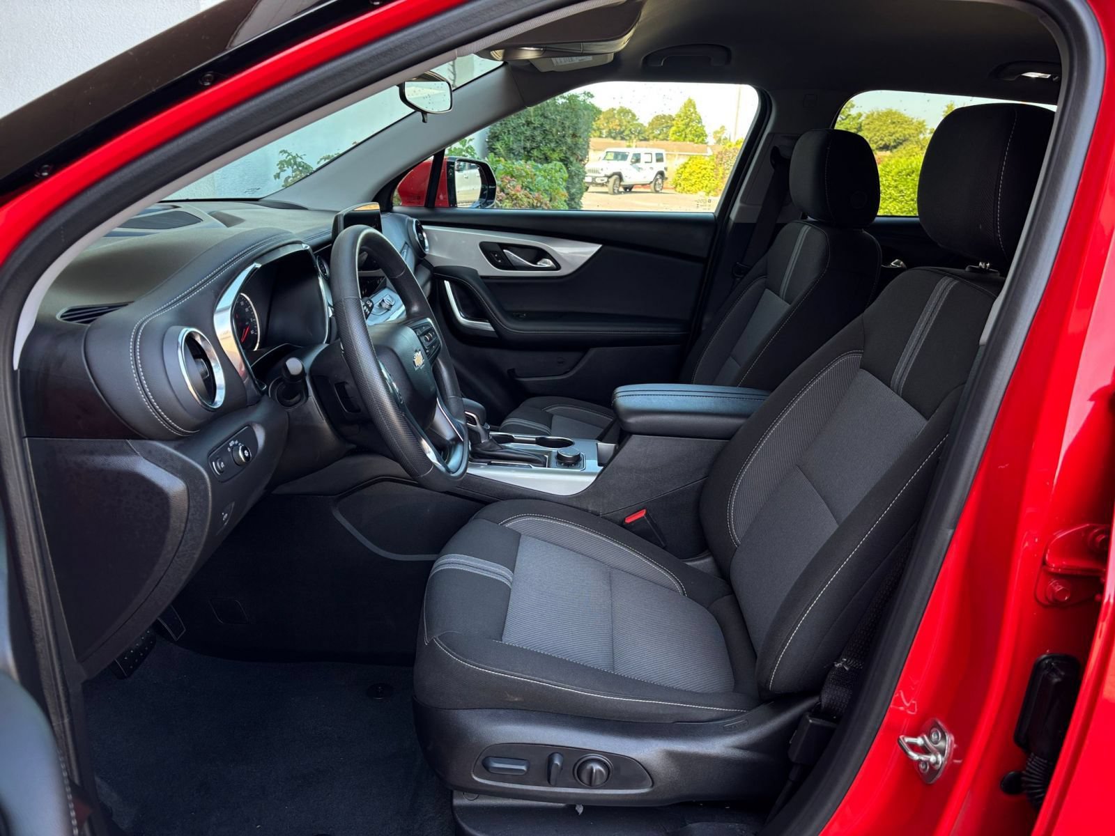 Thumbnail: 2026 Chevrolet Blazer - 27