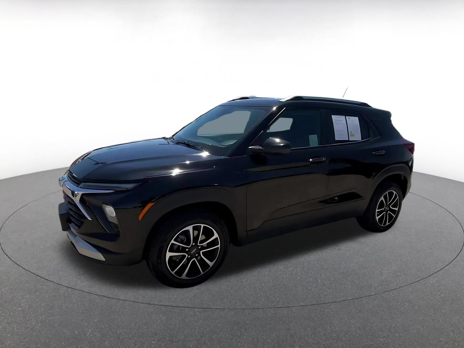 Thumbnail: 2025 Chevrolet TrailBlazer - 8