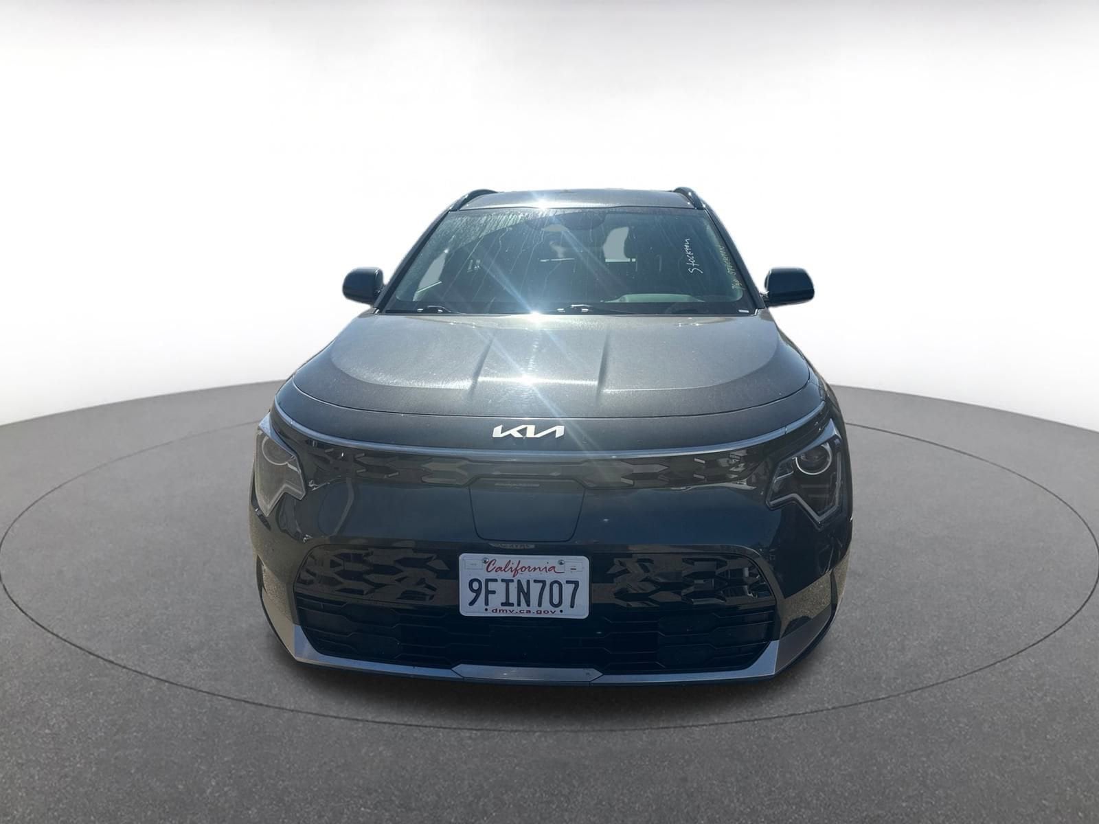Thumbnail: 2023 Kia Niro - 2