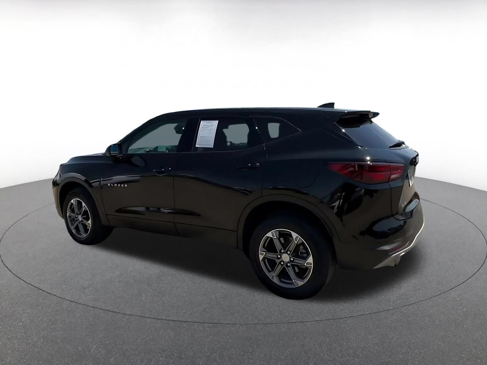 Thumbnail: 2026 Chevrolet Blazer - 10