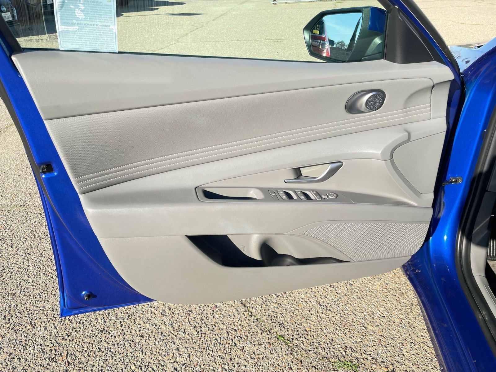 Thumbnail: 2025 Hyundai Elantra - 20