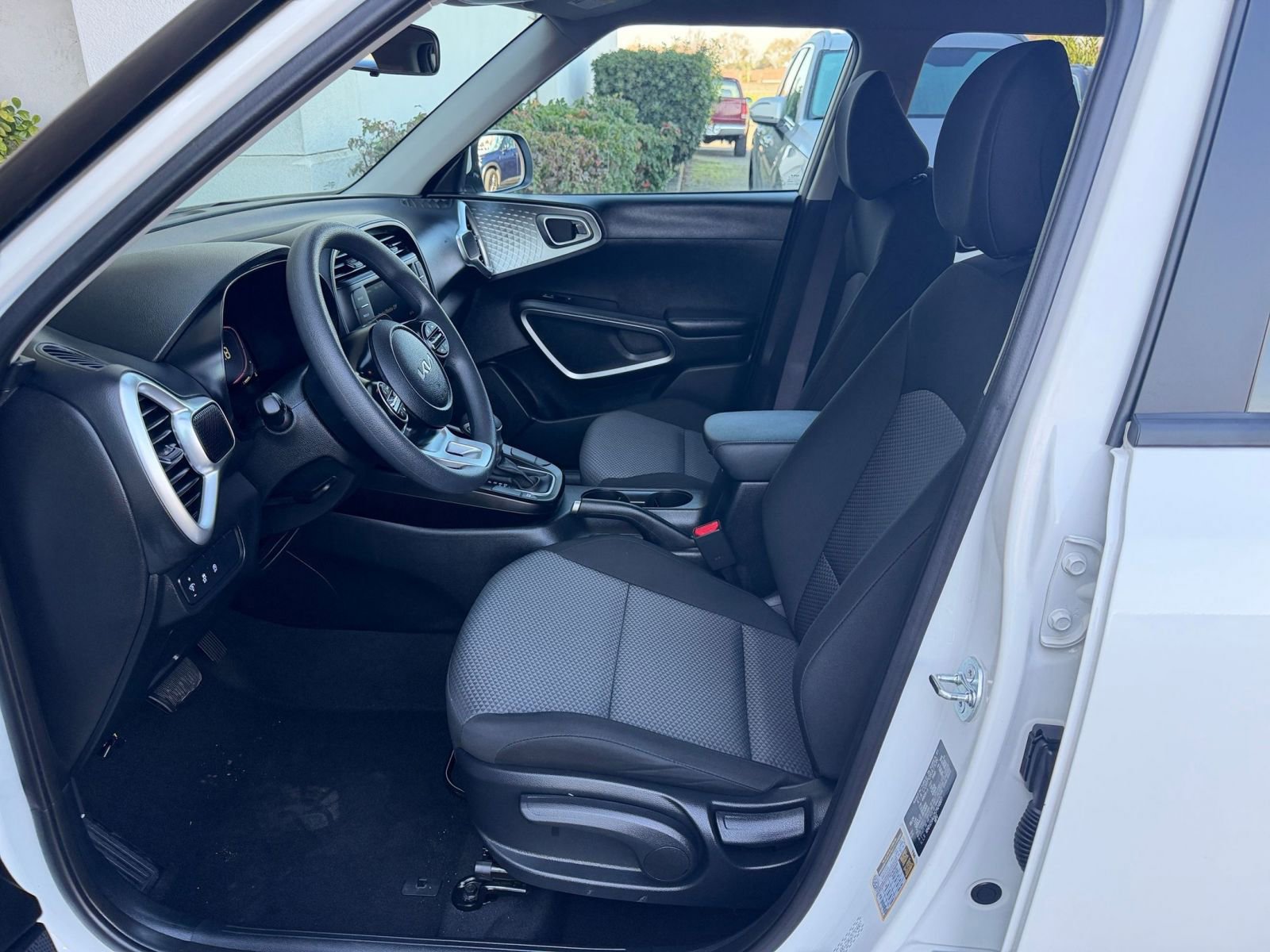 Thumbnail: 2025 Kia Soul - 27