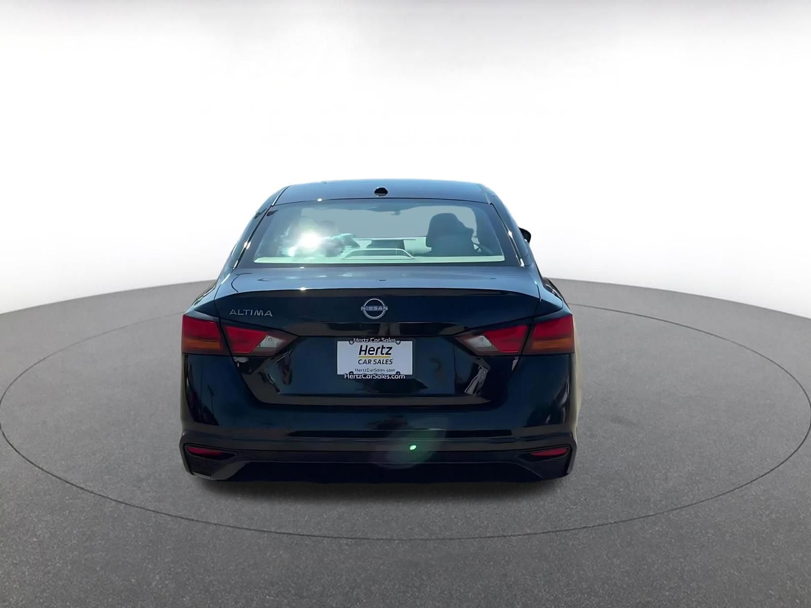 Thumbnail: 2025 Nissan Altima - 12