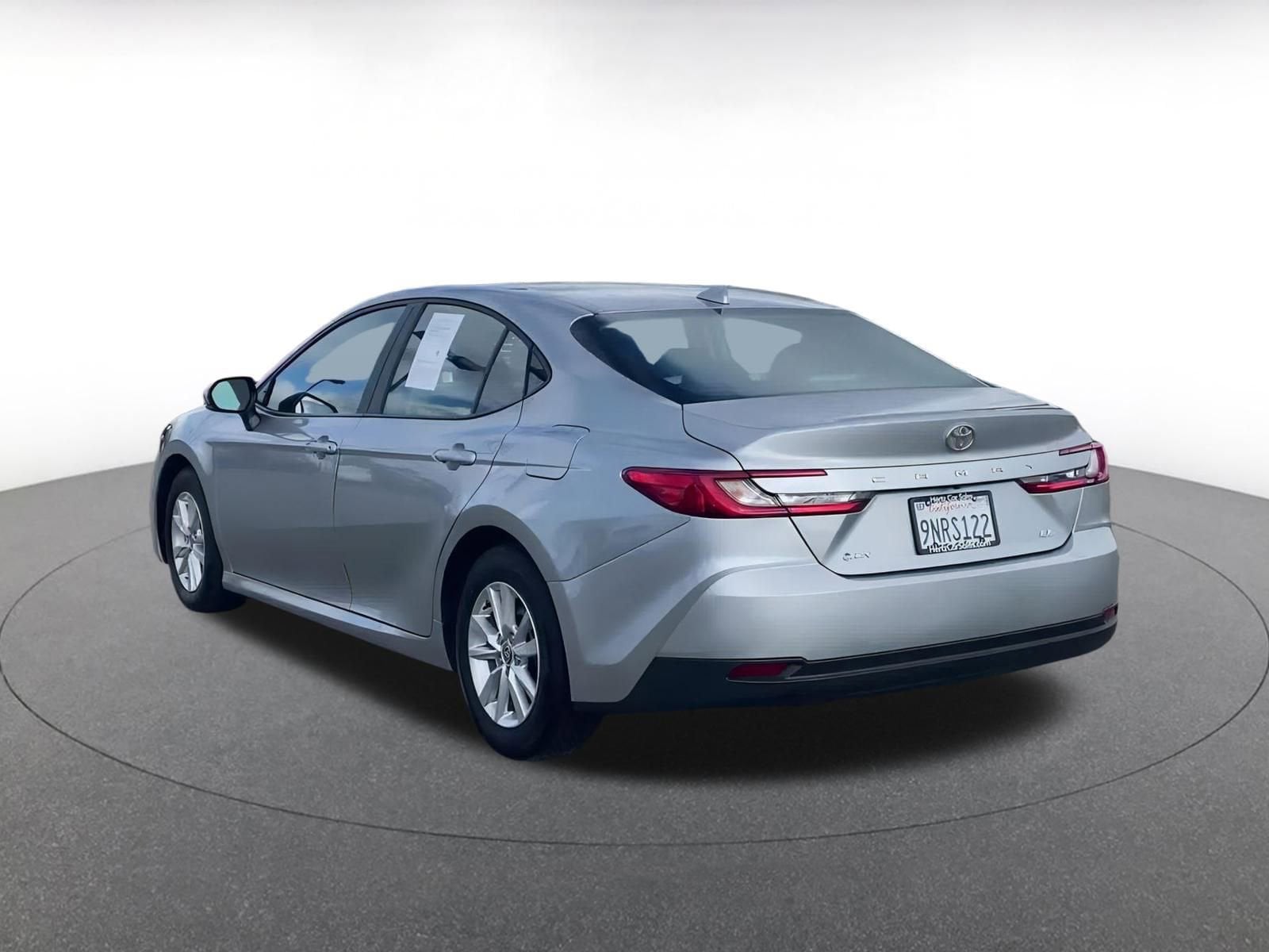 Thumbnail: 2025 Toyota Camry - 11