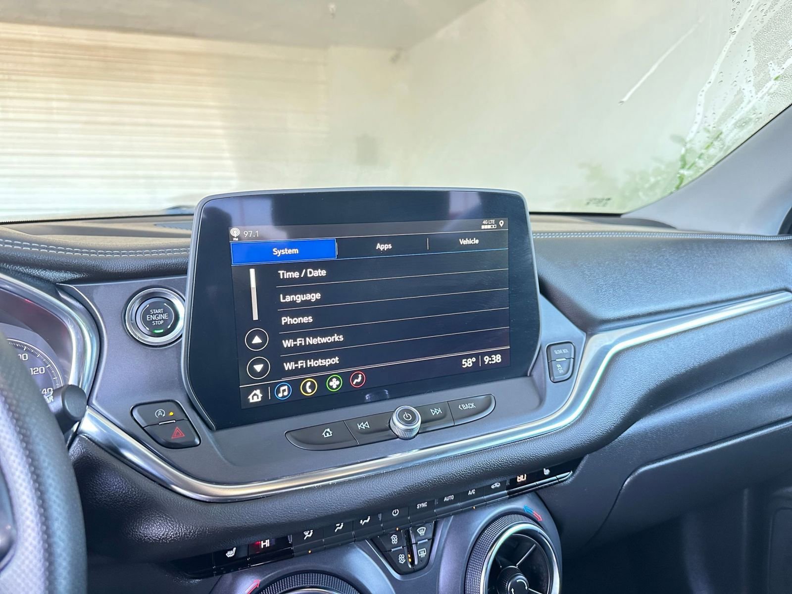 Thumbnail: 2025 Chevrolet Blazer - 21