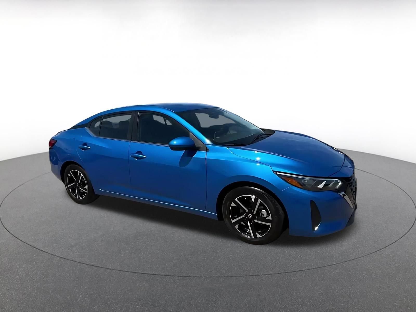 Thumbnail: 2025 Nissan Sentra - 2
