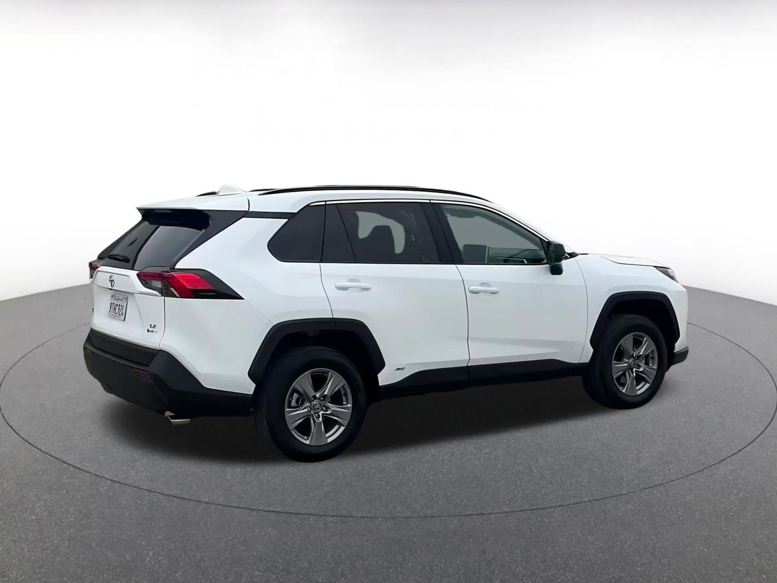 Thumbnail: 2025 Toyota RAV4 - 15