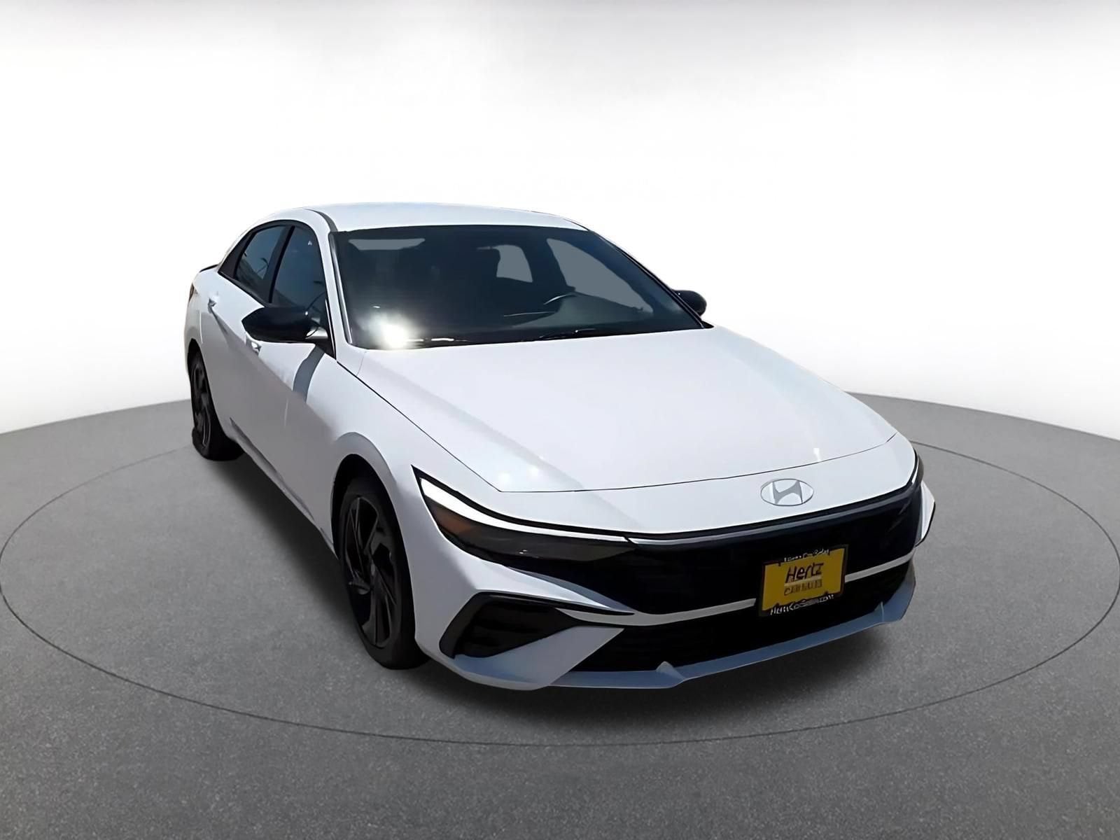 Thumbnail: 2026 Hyundai Elantra - 3