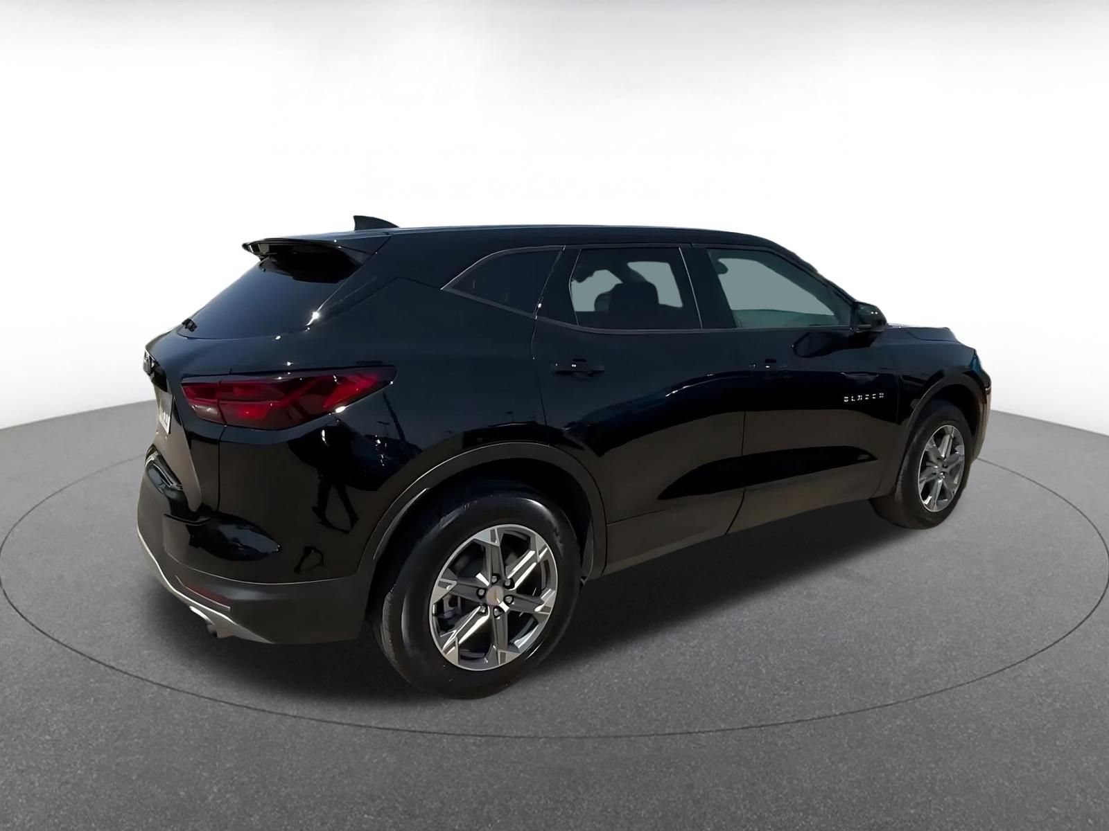 Thumbnail: 2026 Chevrolet Blazer - 14