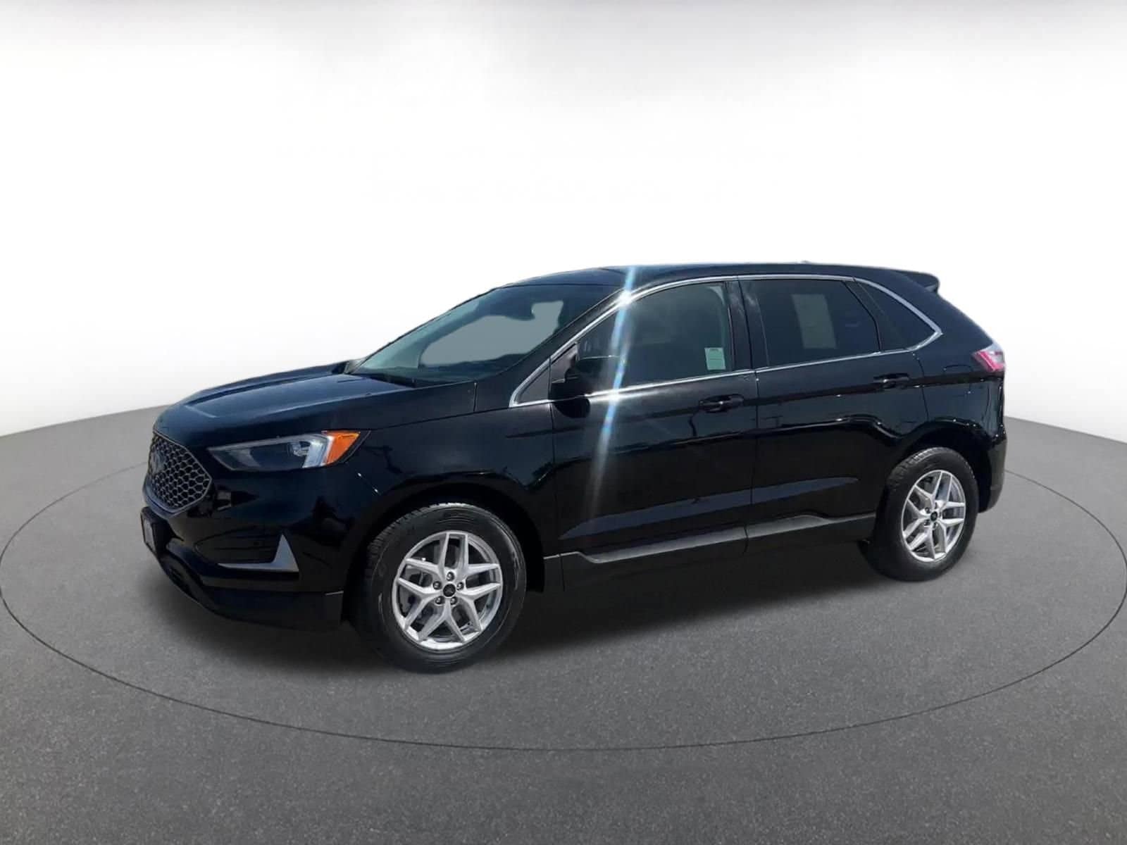 Thumbnail: 2024 Ford Edge - 8