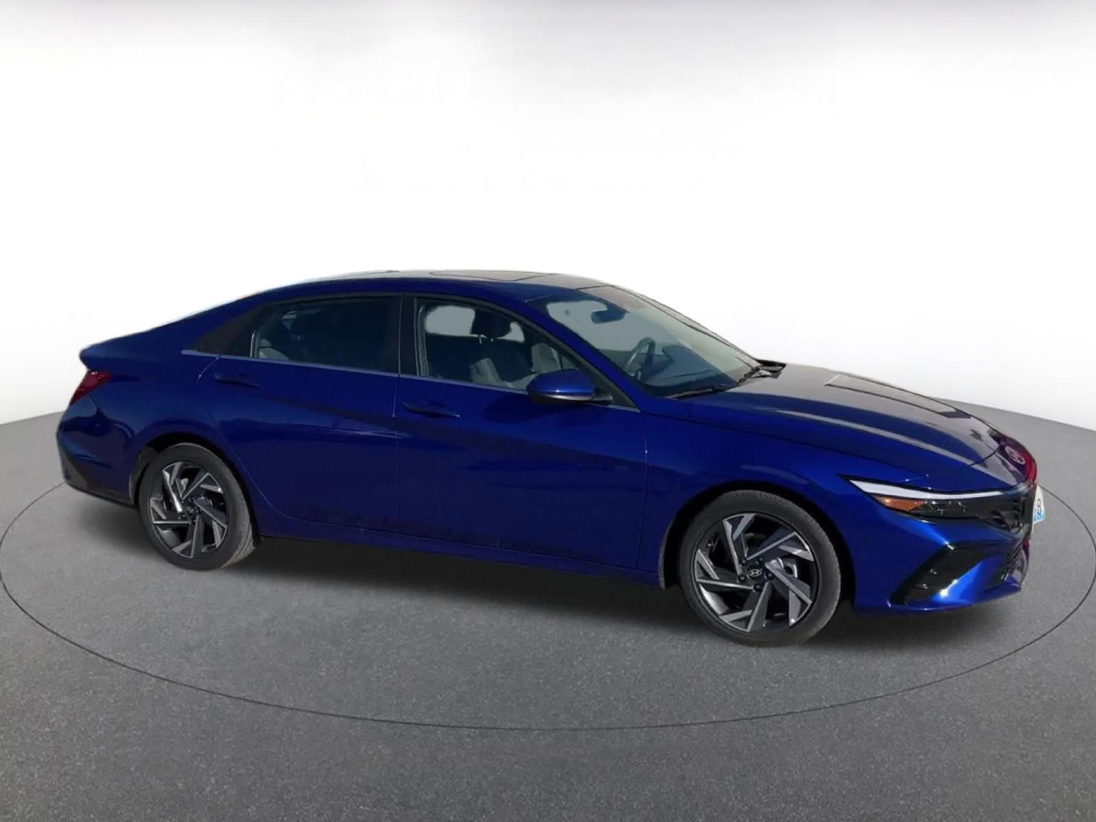 Thumbnail: 2025 Hyundai Elantra - 16