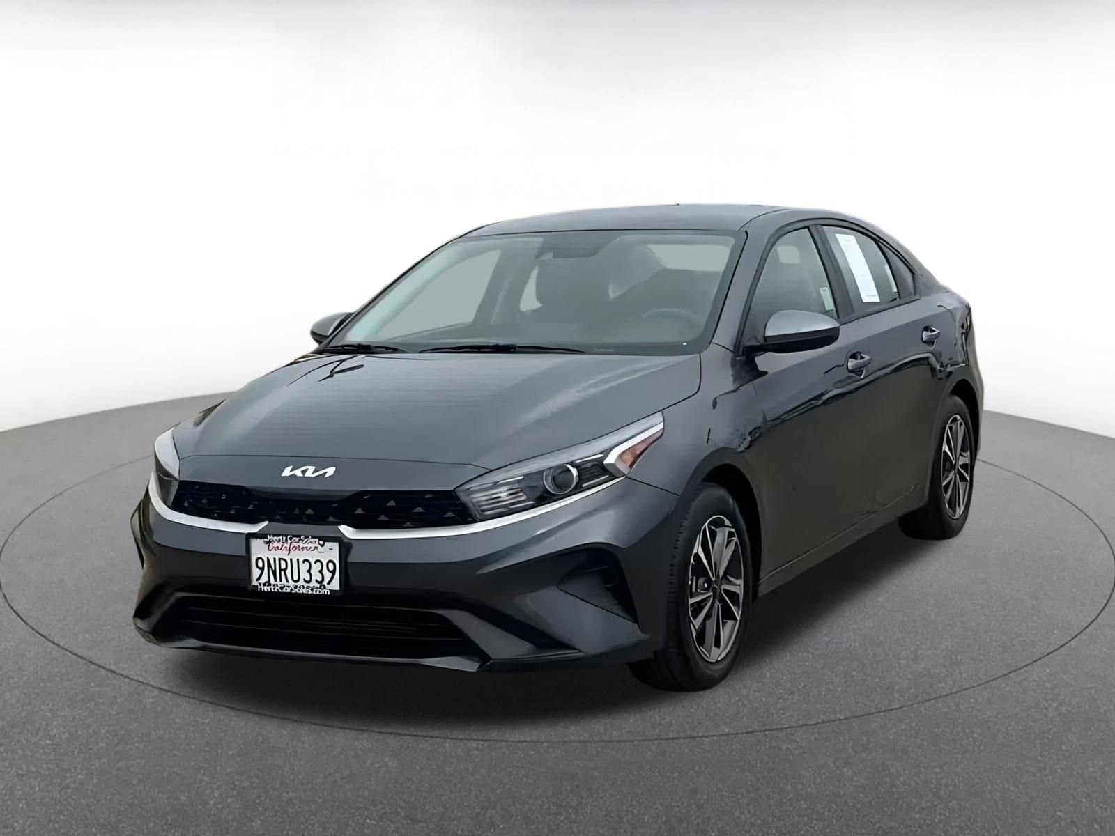 Thumbnail: 2024 Kia Forte - 7