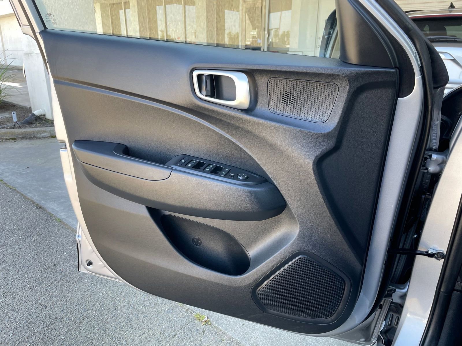 Thumbnail: 2025 Hyundai Venue - 18