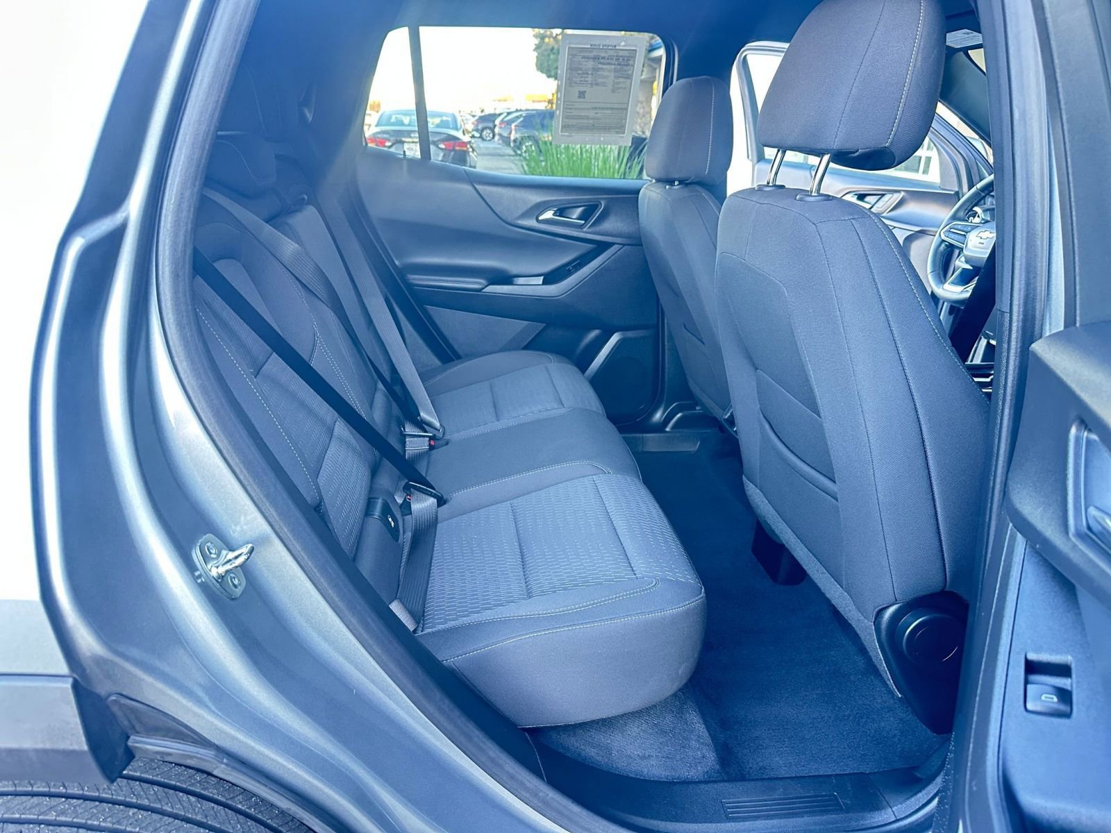 Thumbnail: 2025 Chevrolet Equinox - 25