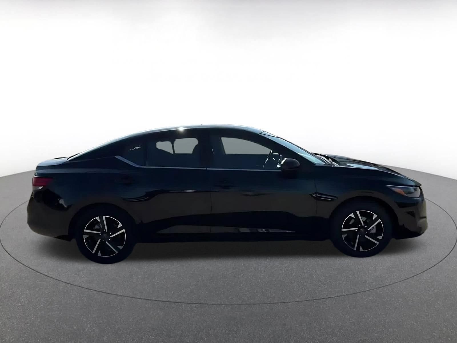 Thumbnail: 2025 Nissan Sentra - 15