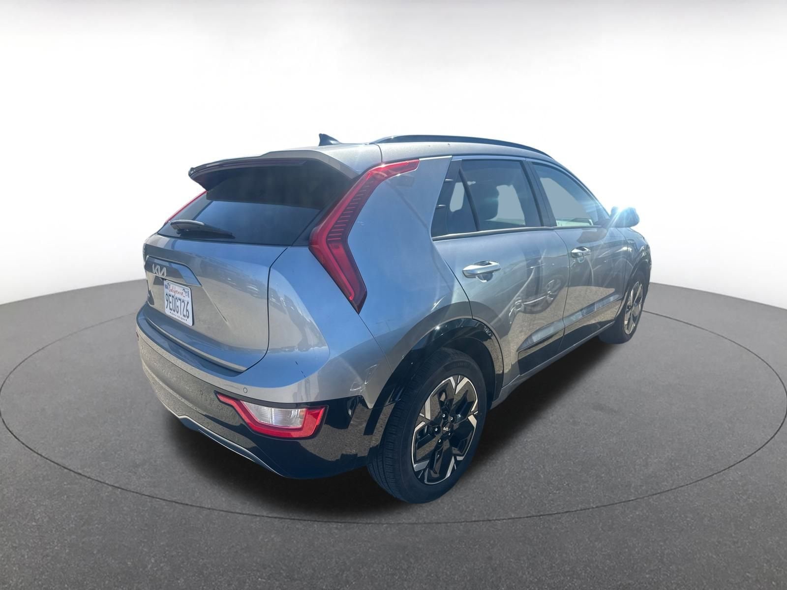 Thumbnail: 2023 Kia Niro - 5