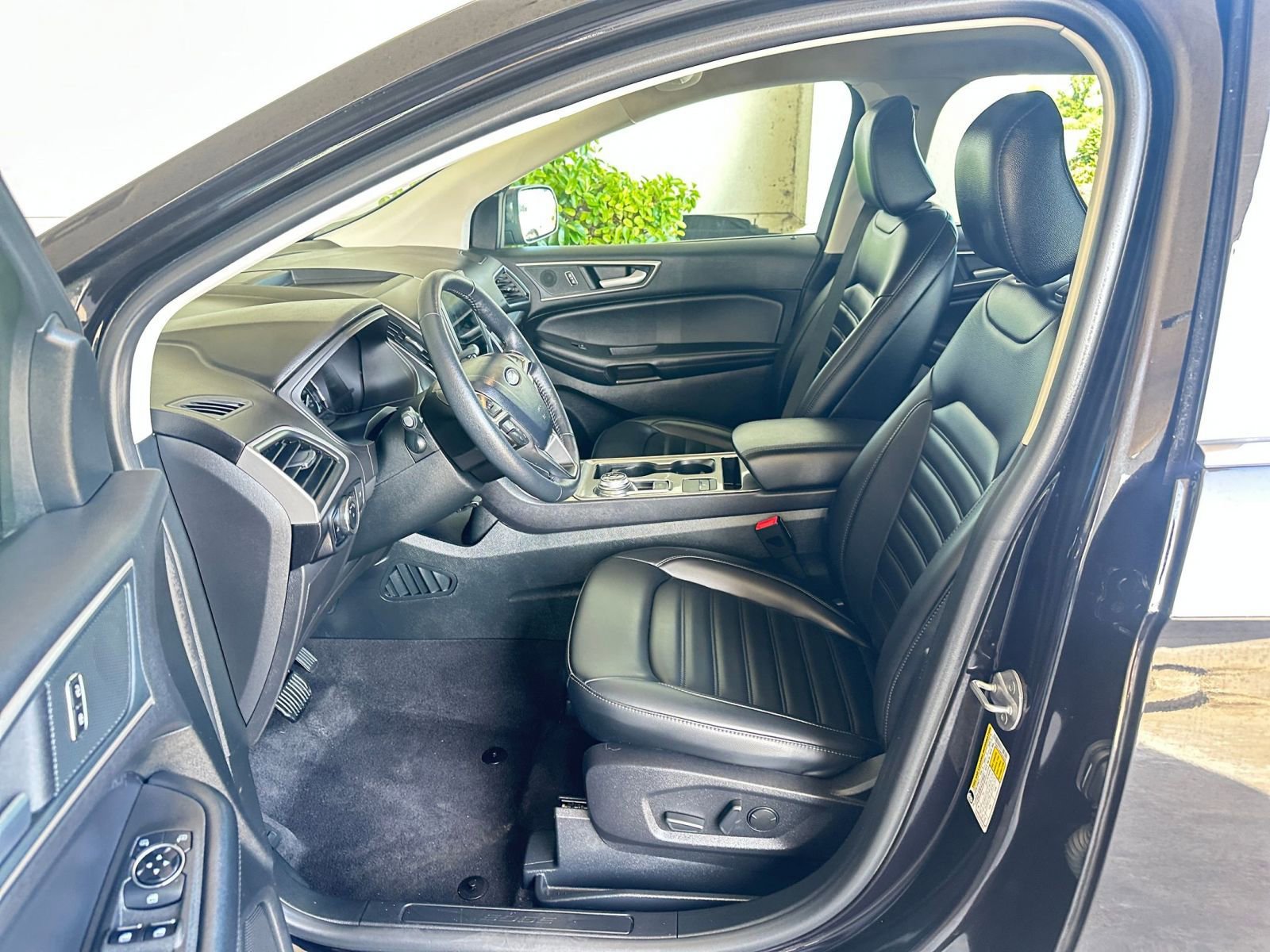 2024 Ford Edge SEL 27